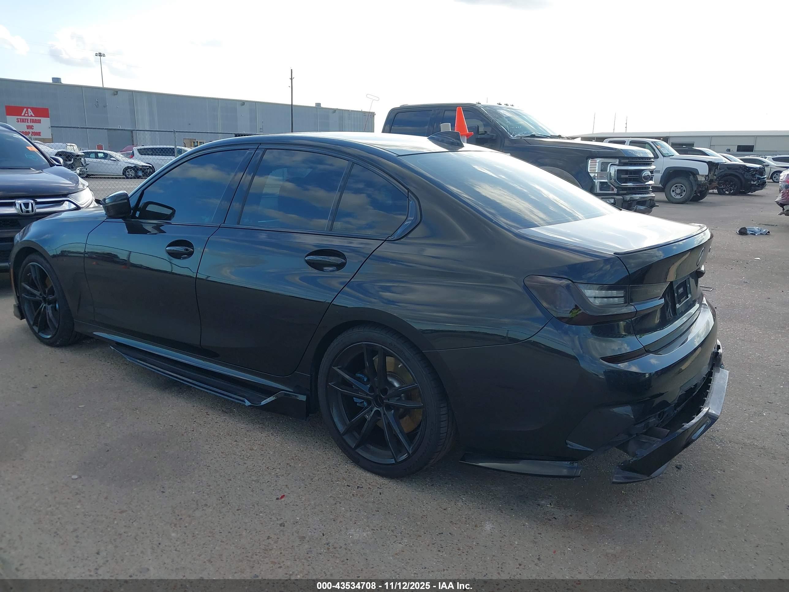 BMW 3 image 3