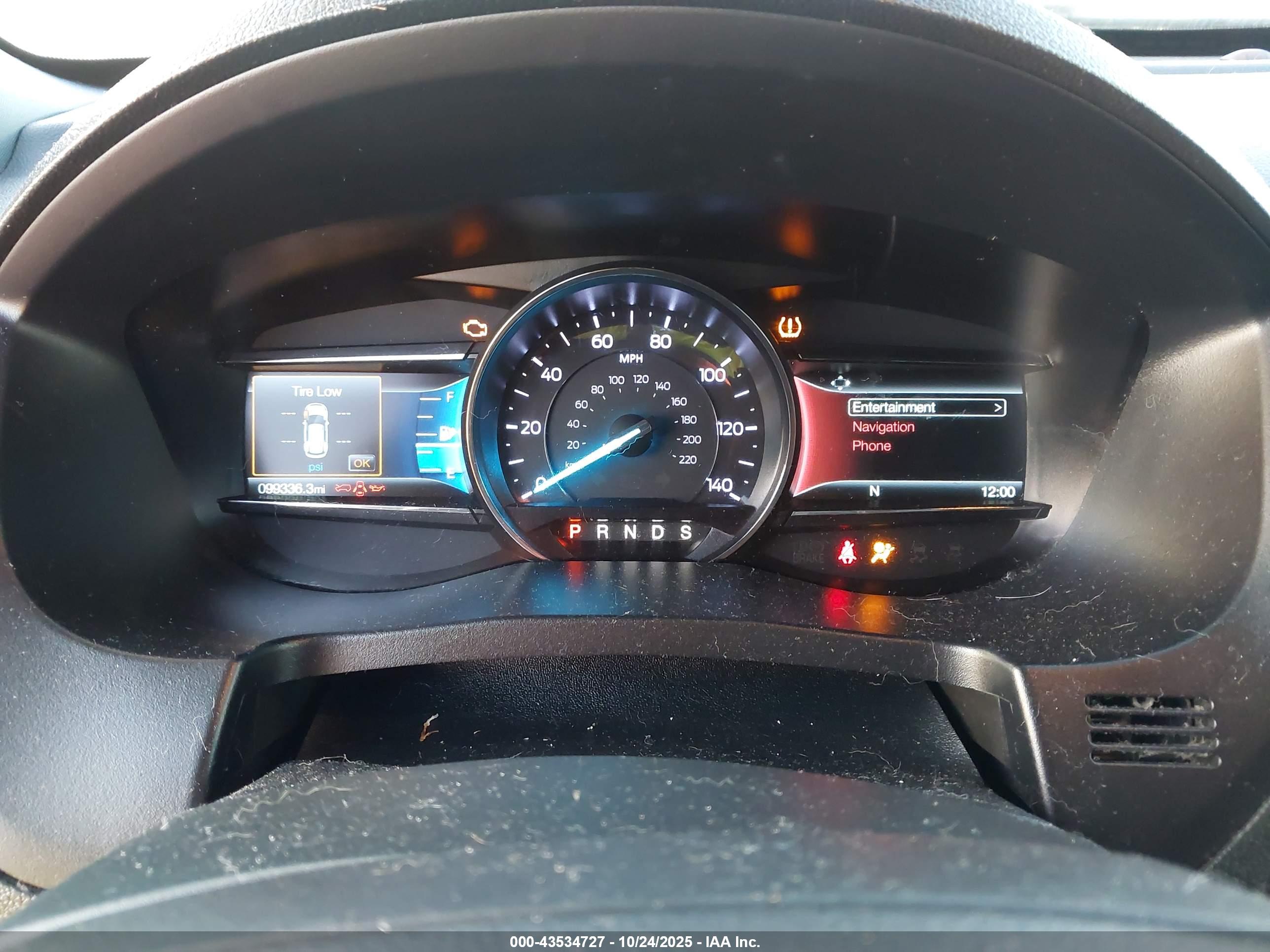 FORD EXPLORER image 7