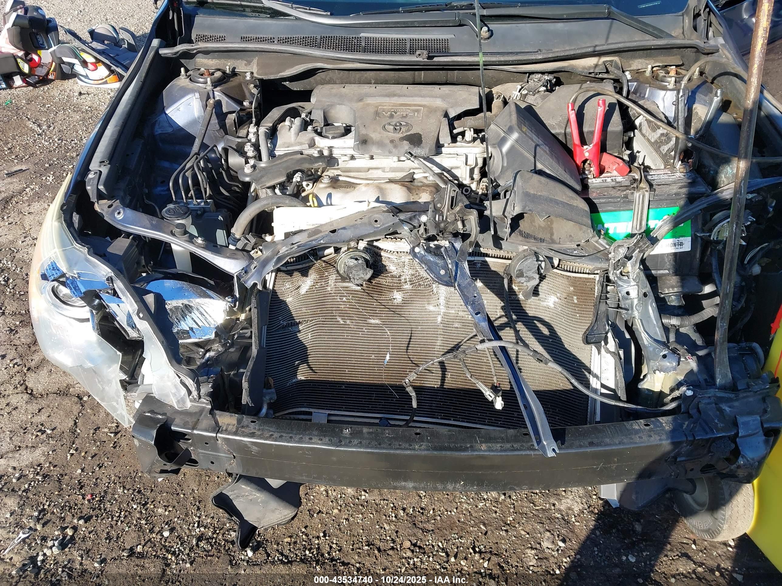 TOYOTA CAMRY image 10