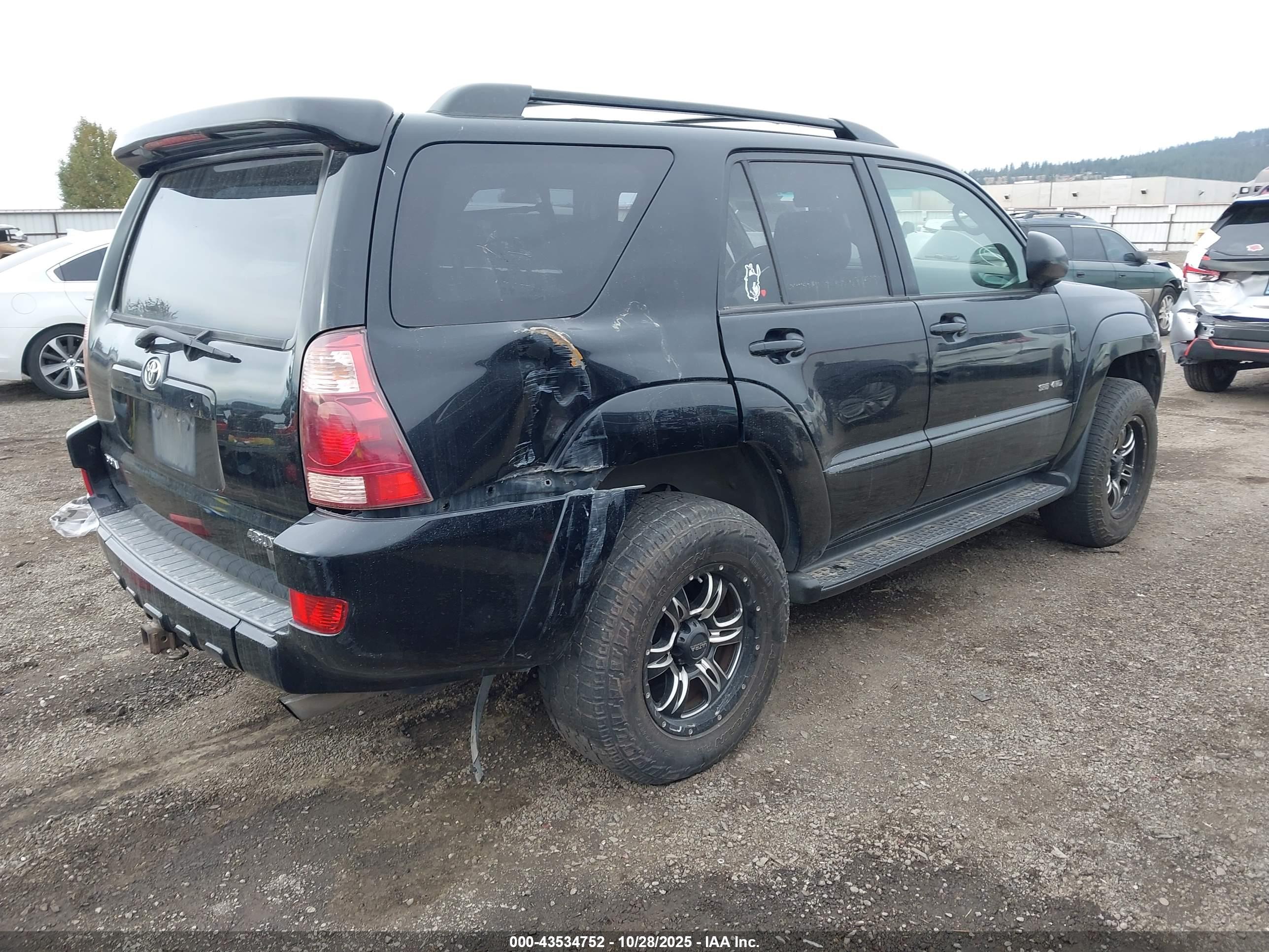 TOYOTA 4RUNNER image 4
