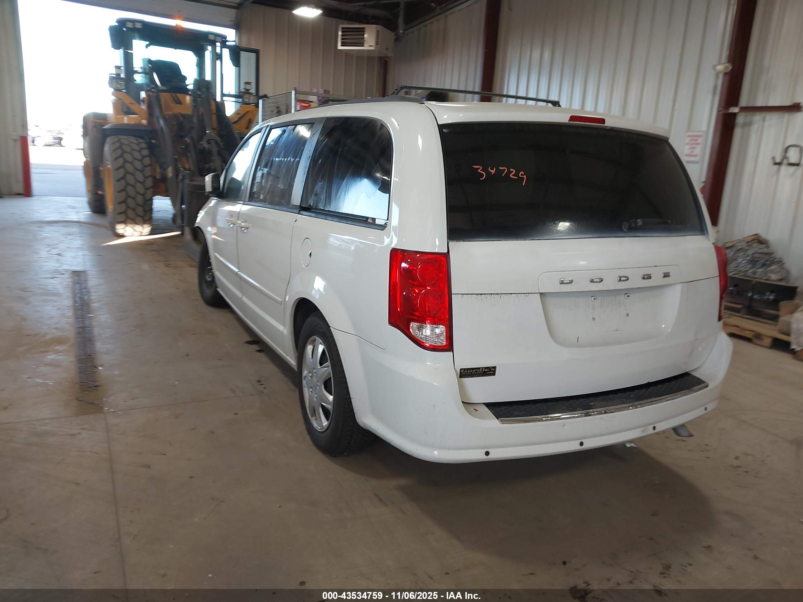 DODGE GRAND image 3