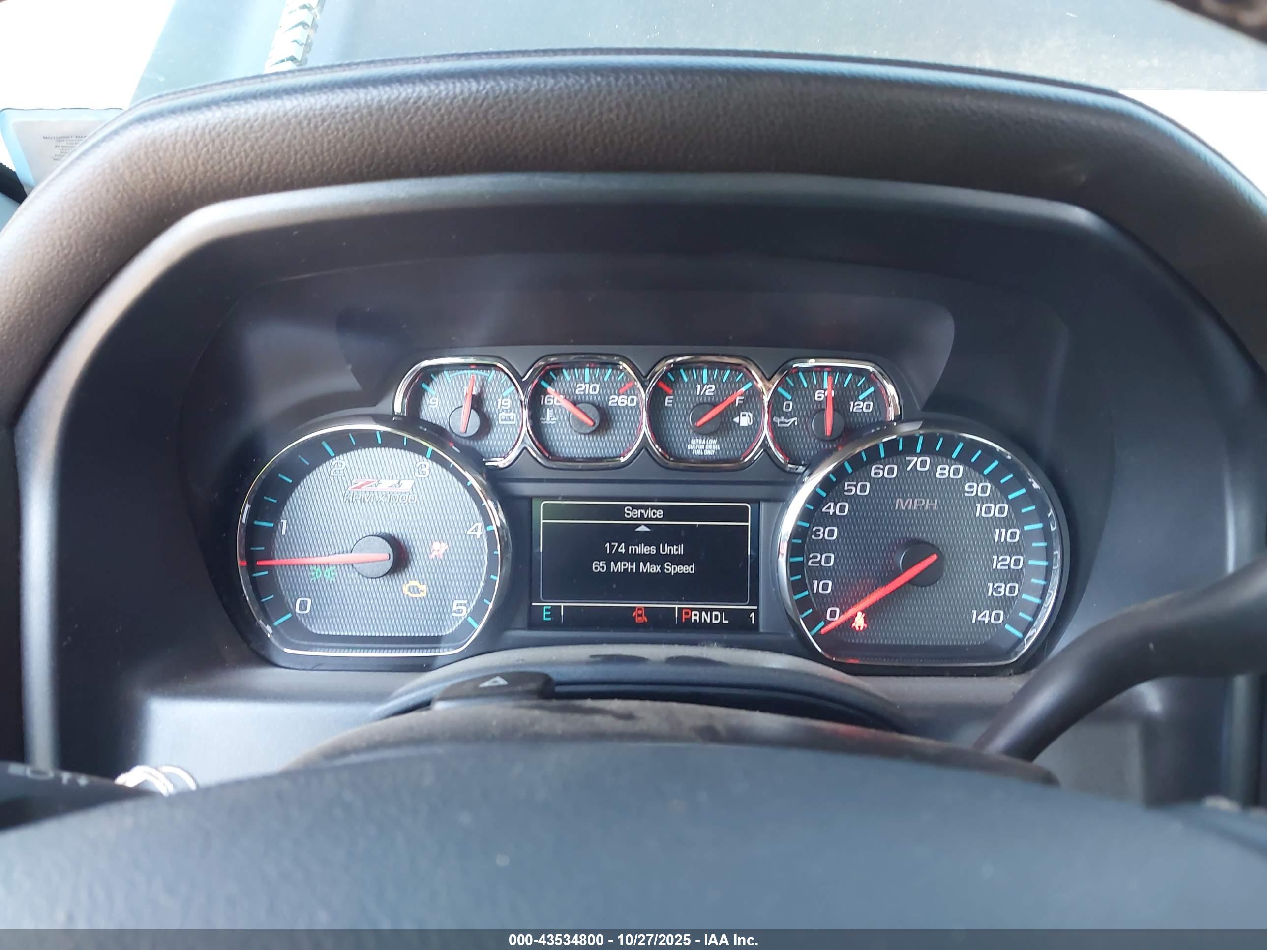 CHEVROLET SILVERADO image 7