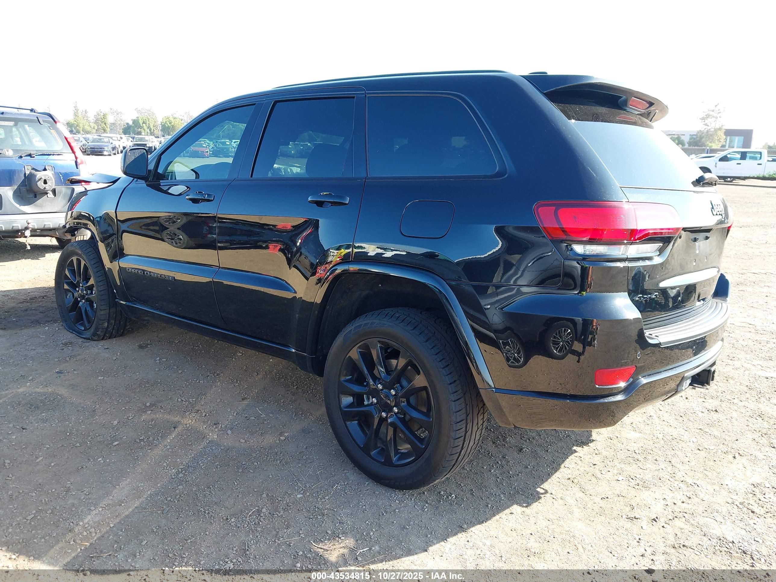 JEEP GRAND image 3