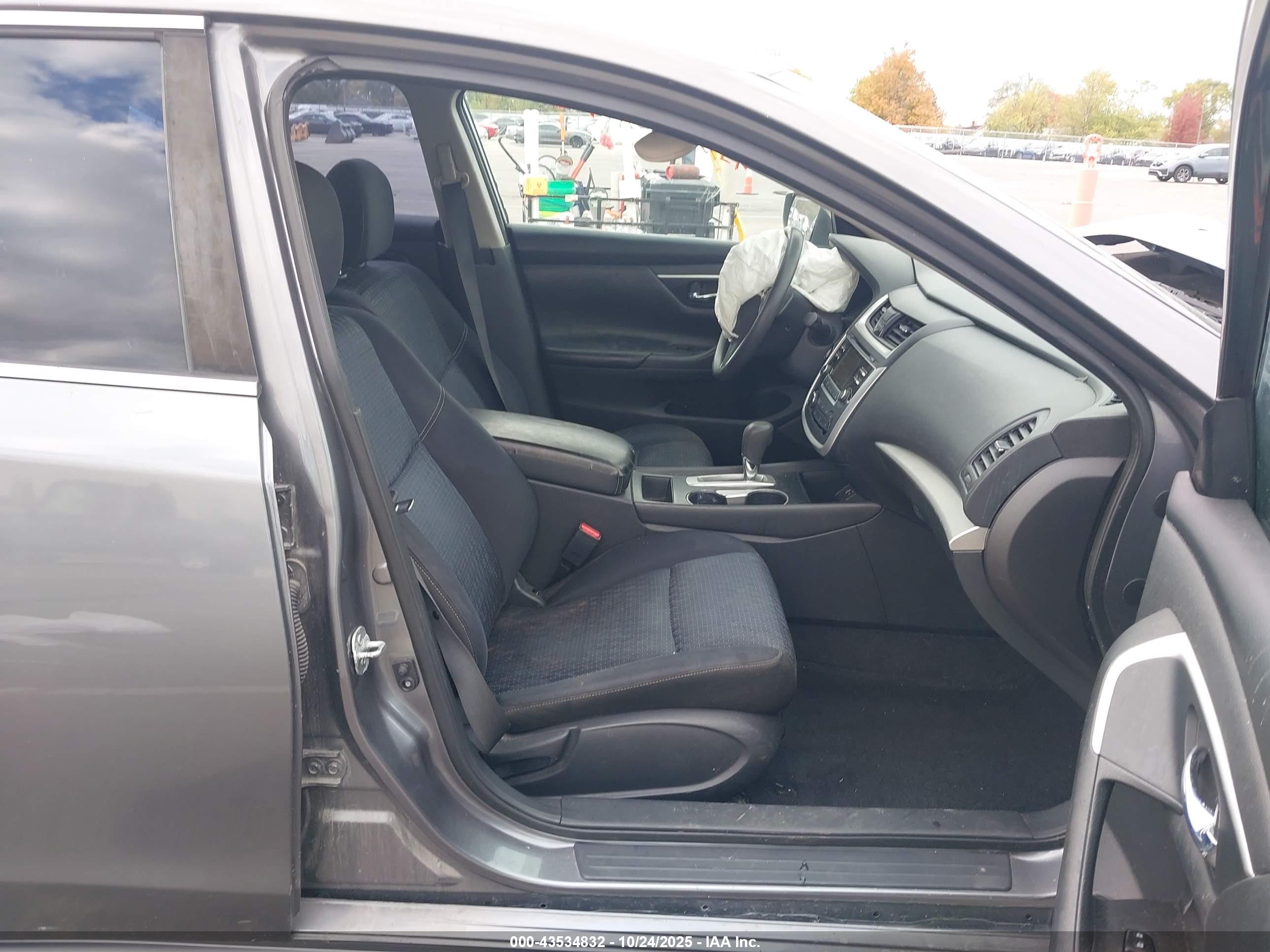 NISSAN ALTIMA image 5