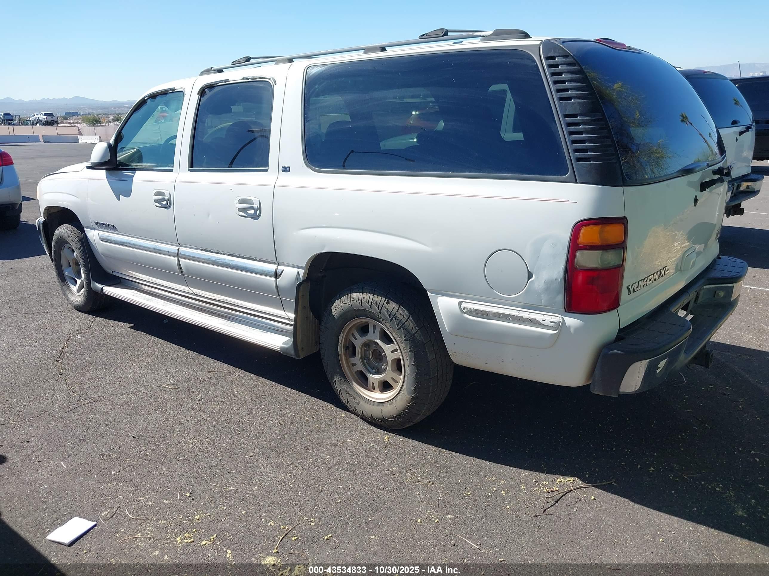 GMC YUKON image 3