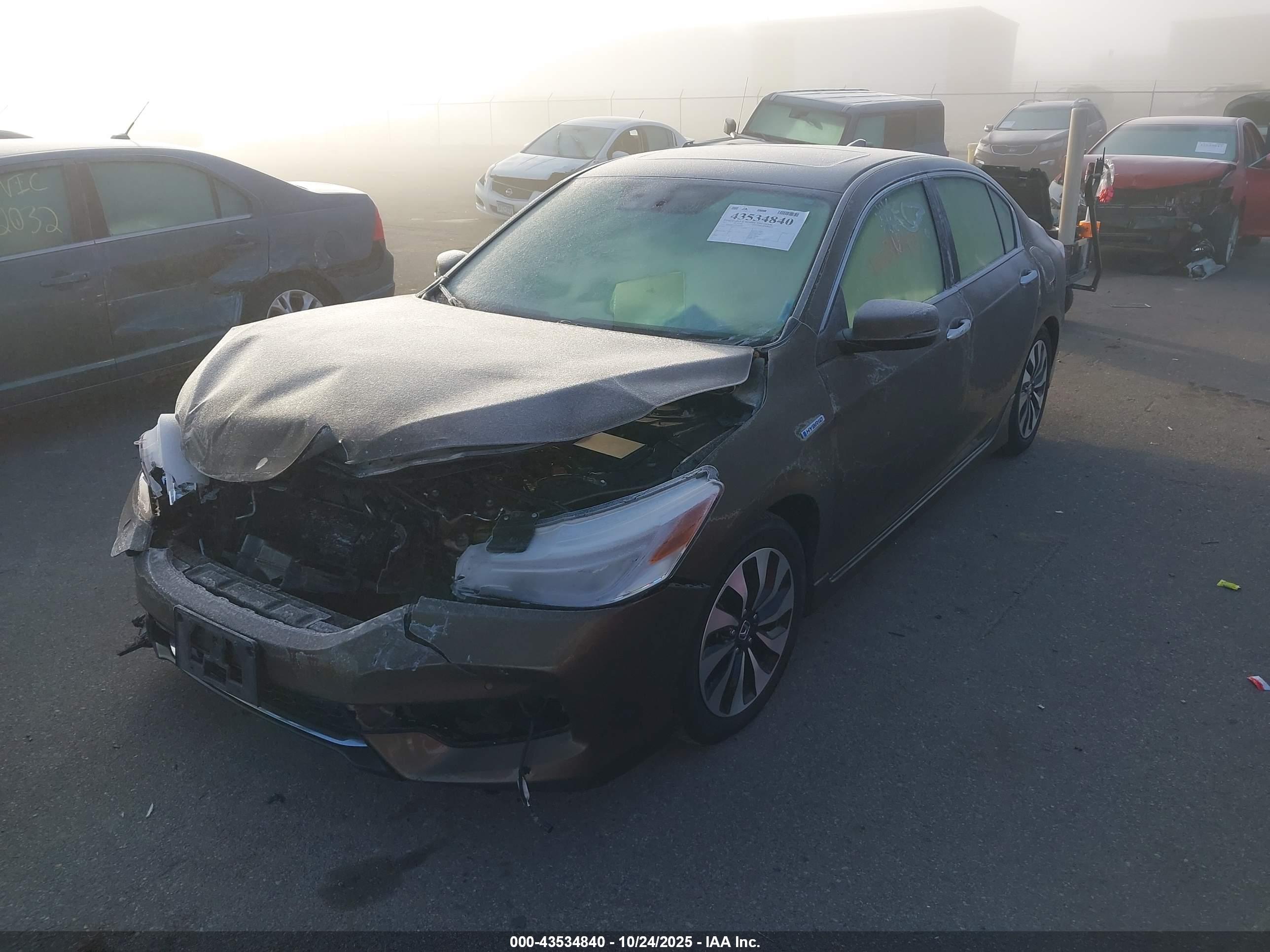 HONDA ACCORD image 2