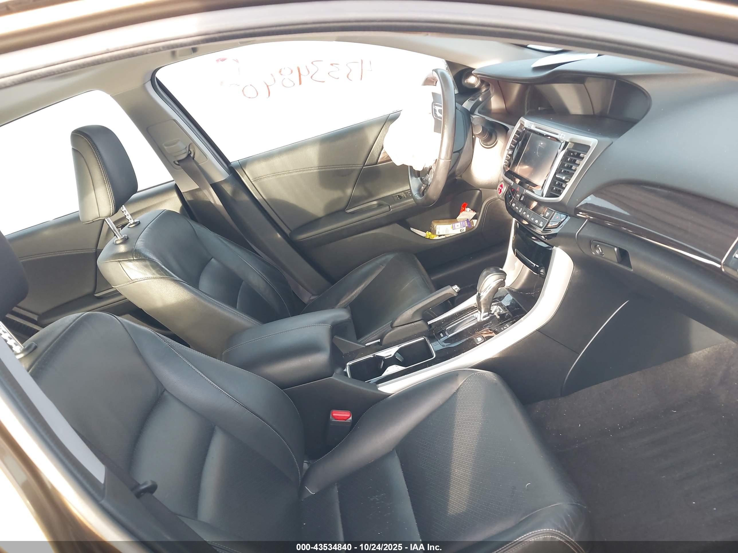 HONDA ACCORD image 5