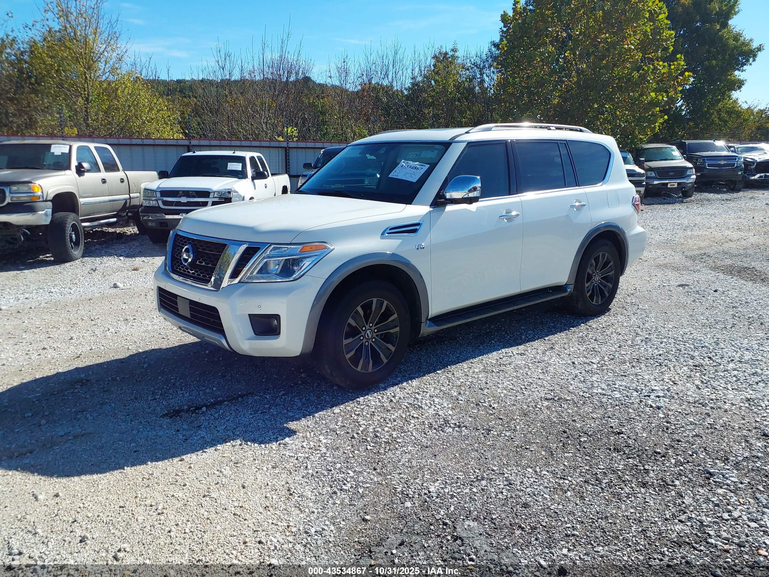 NISSAN ARMADA image 2