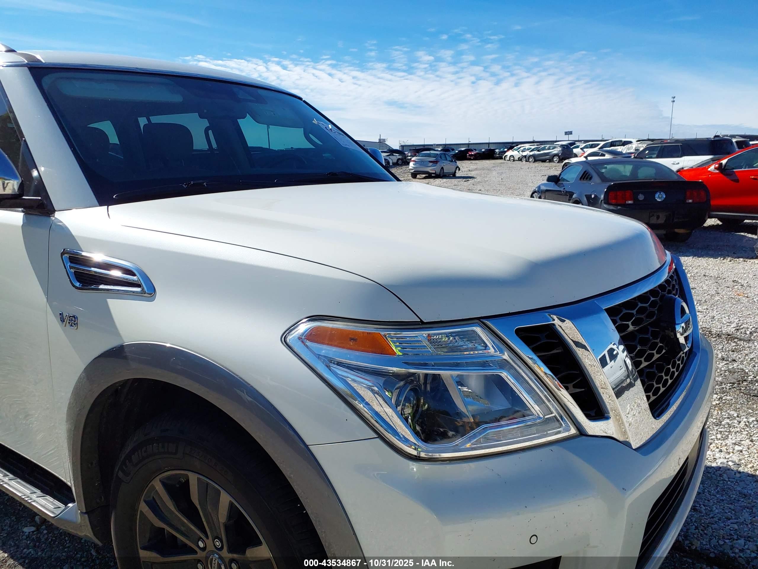 NISSAN ARMADA image 6