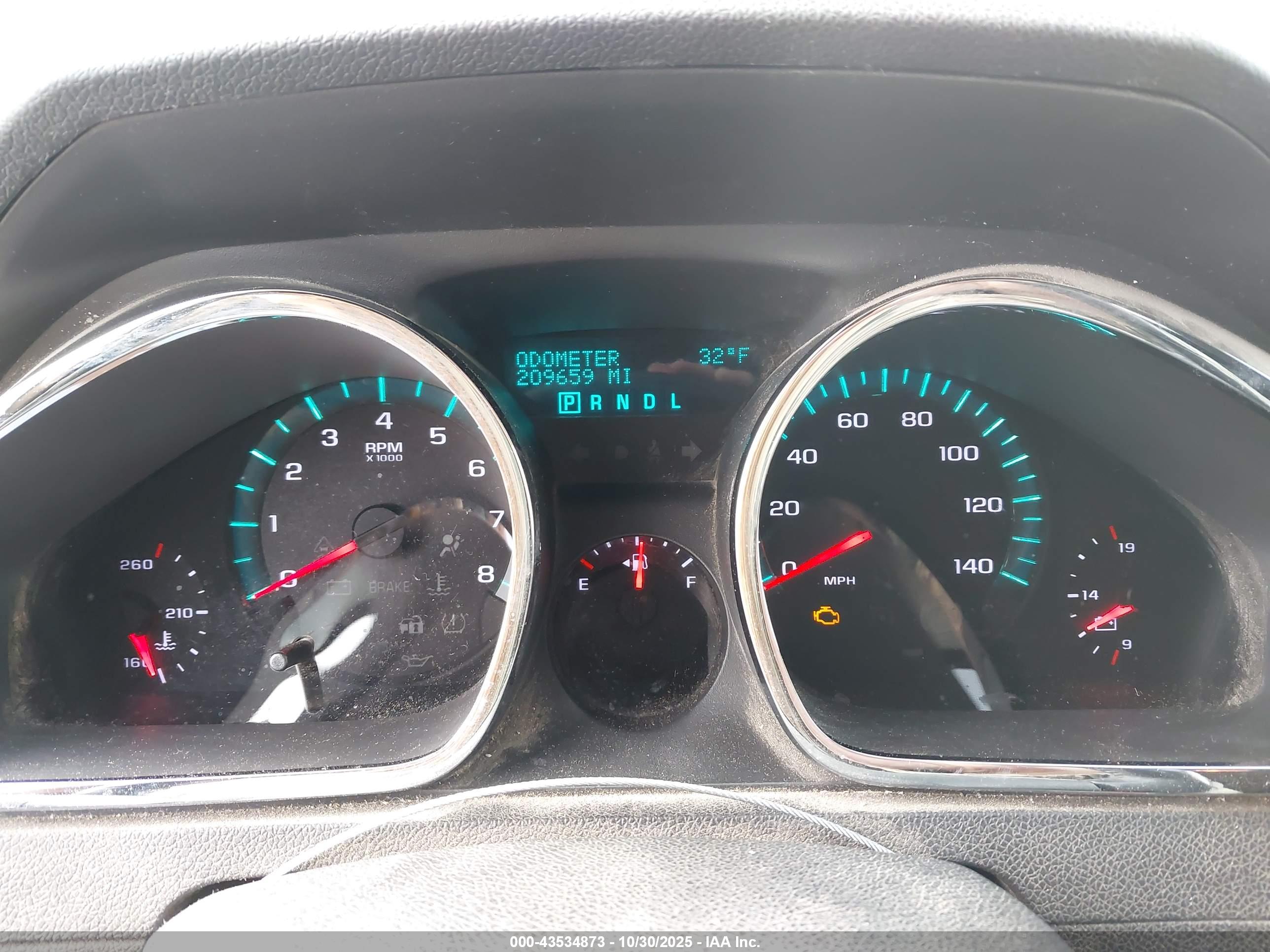 CHEVROLET TRAVERSE image 7