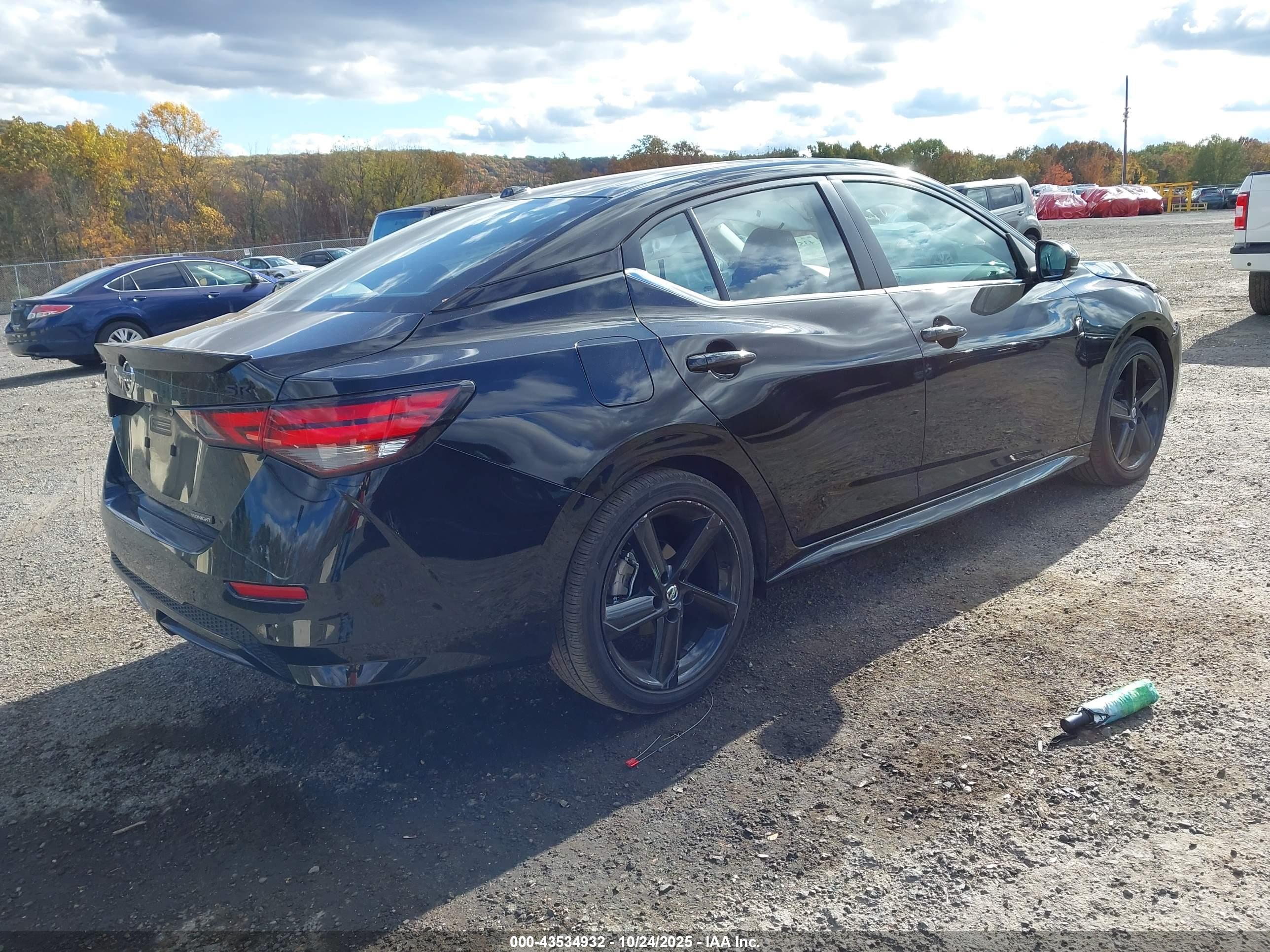 NISSAN SENTRA image 4