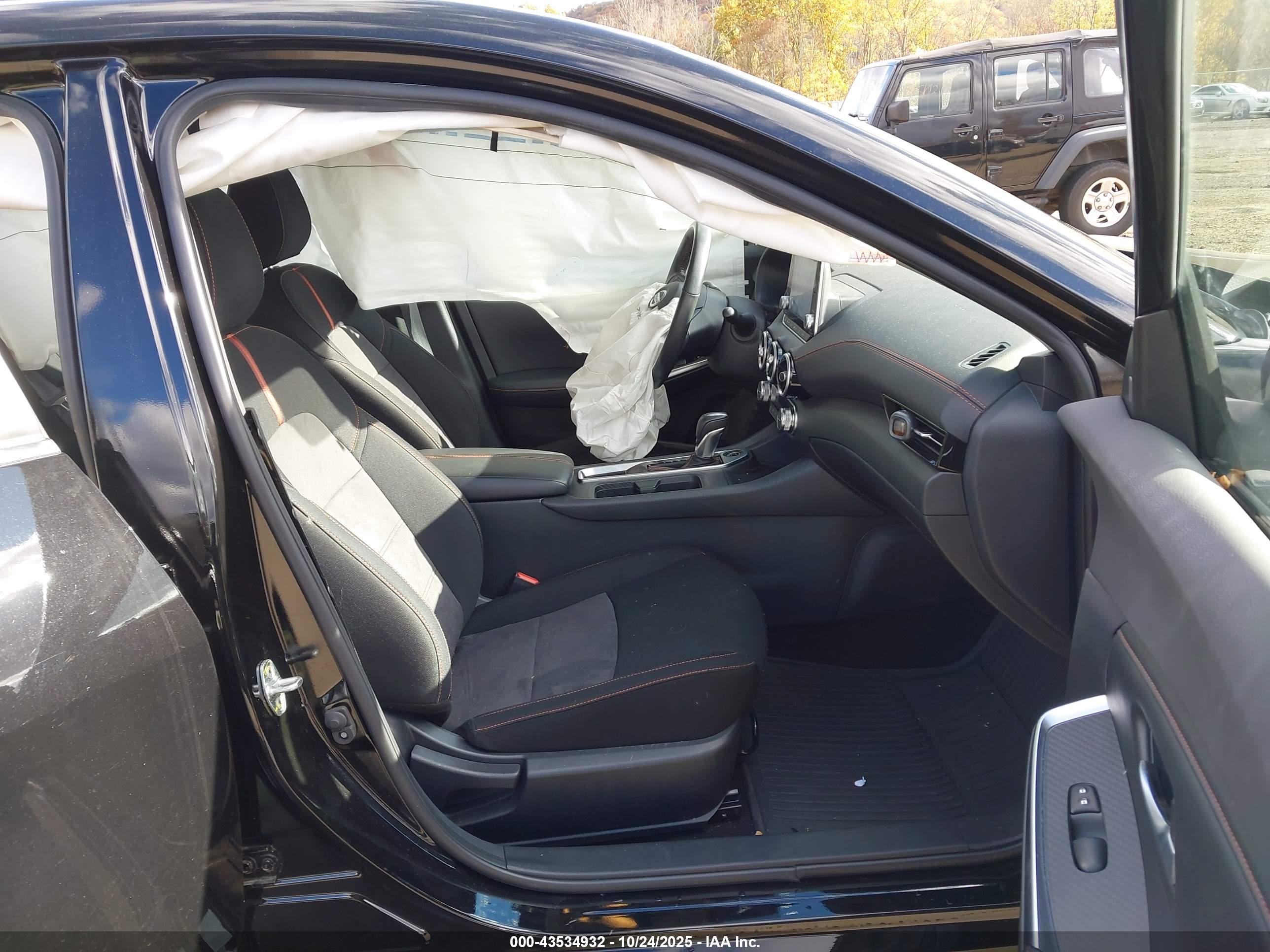 NISSAN SENTRA image 5