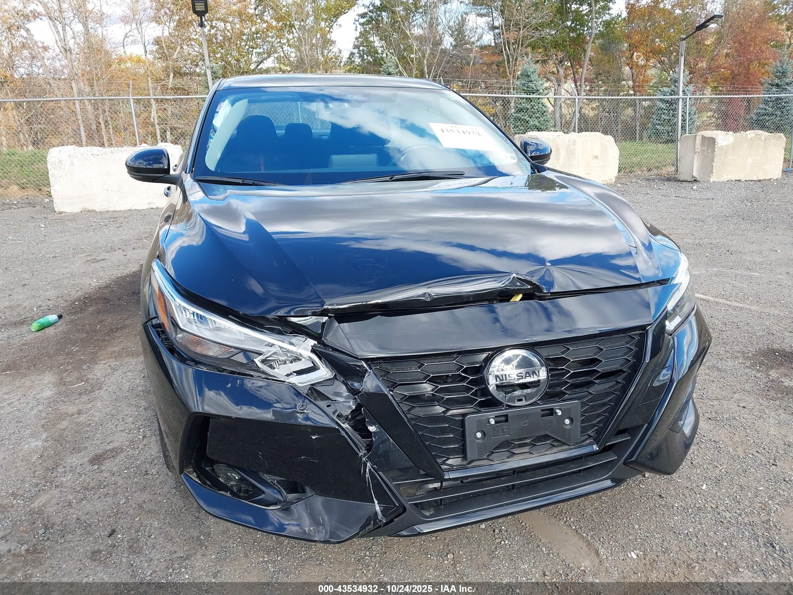 NISSAN SENTRA image 6