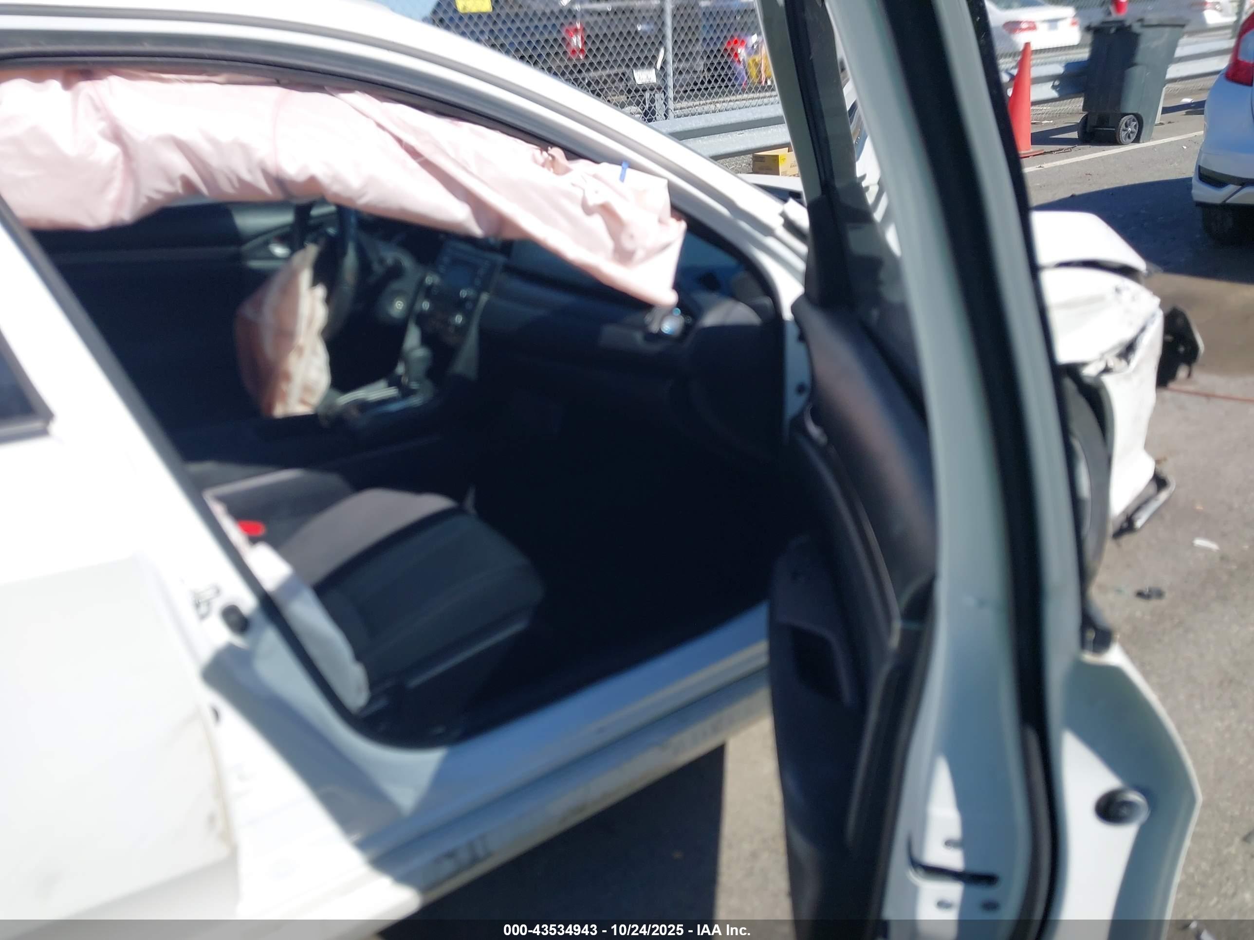 HONDA CIVIC image 5