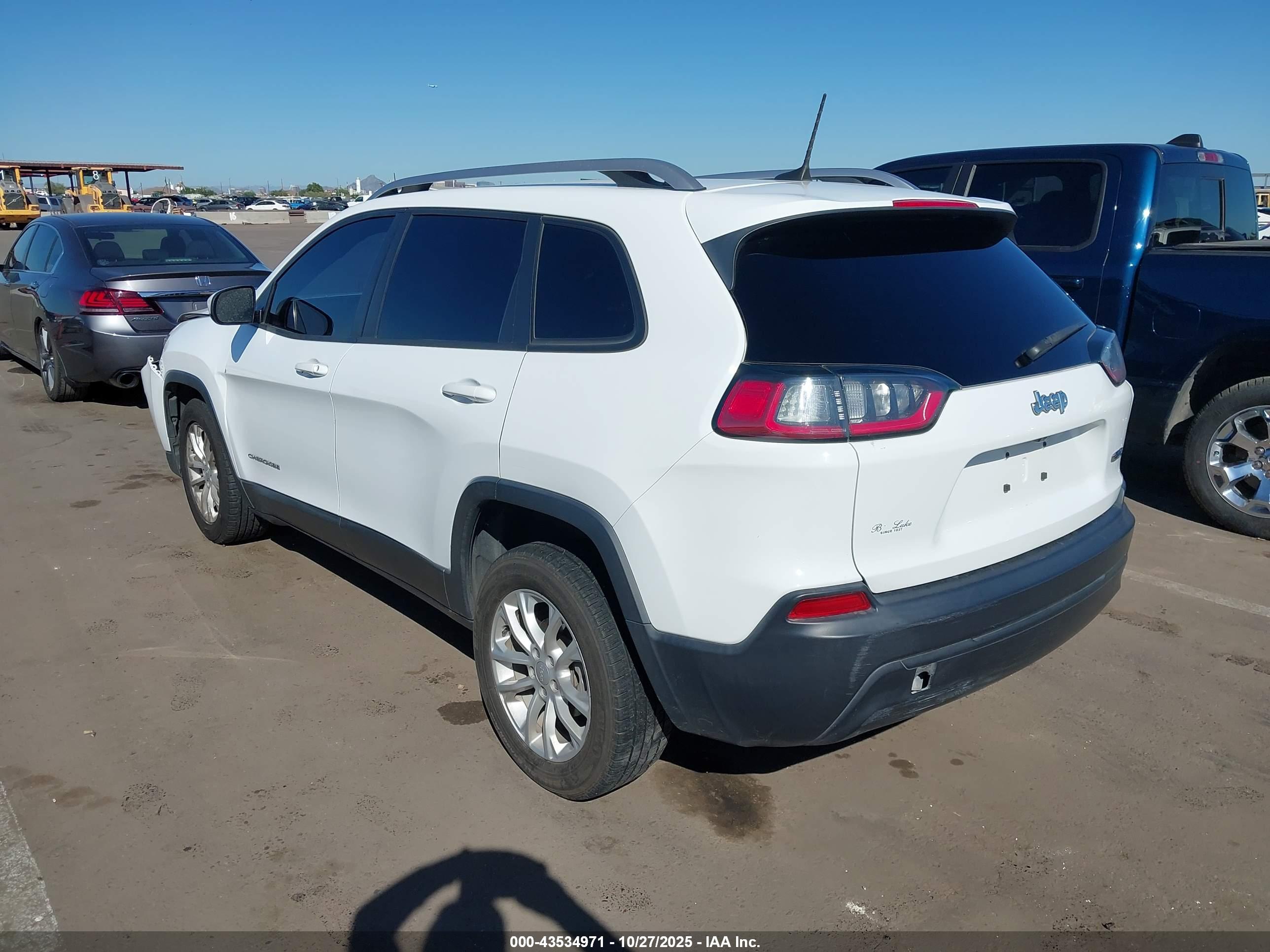 JEEP CHEROKEE image 3