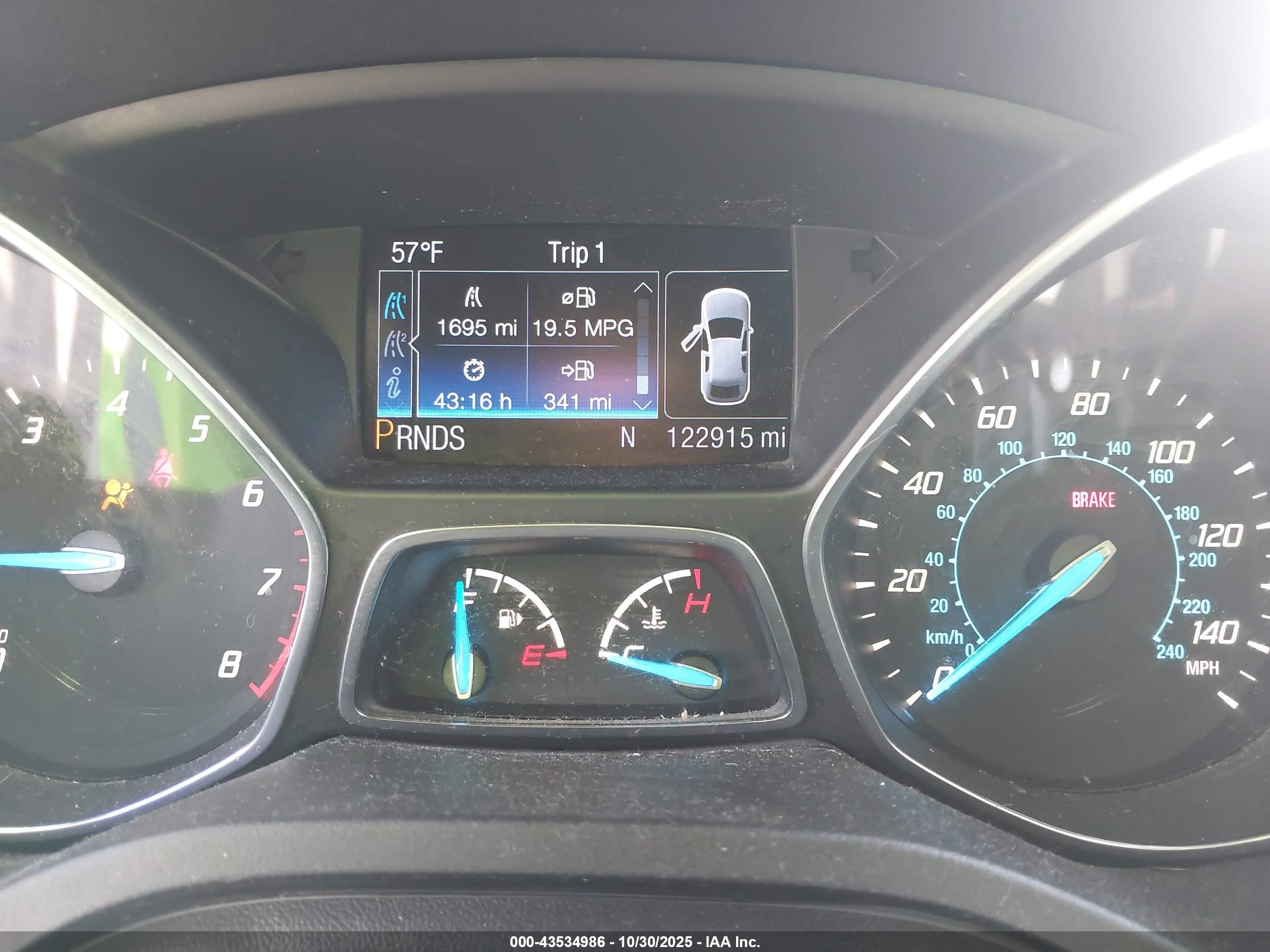 FORD ESCAPE image 7