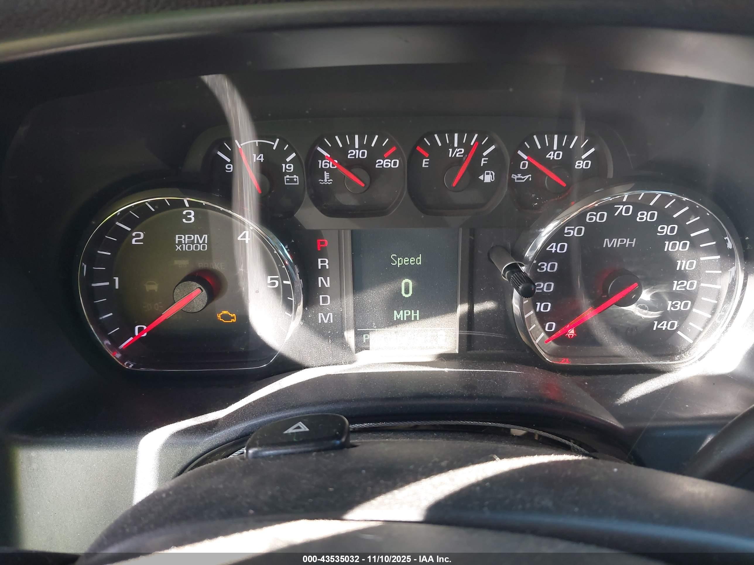 CHEVROLET SILVERADO image 7