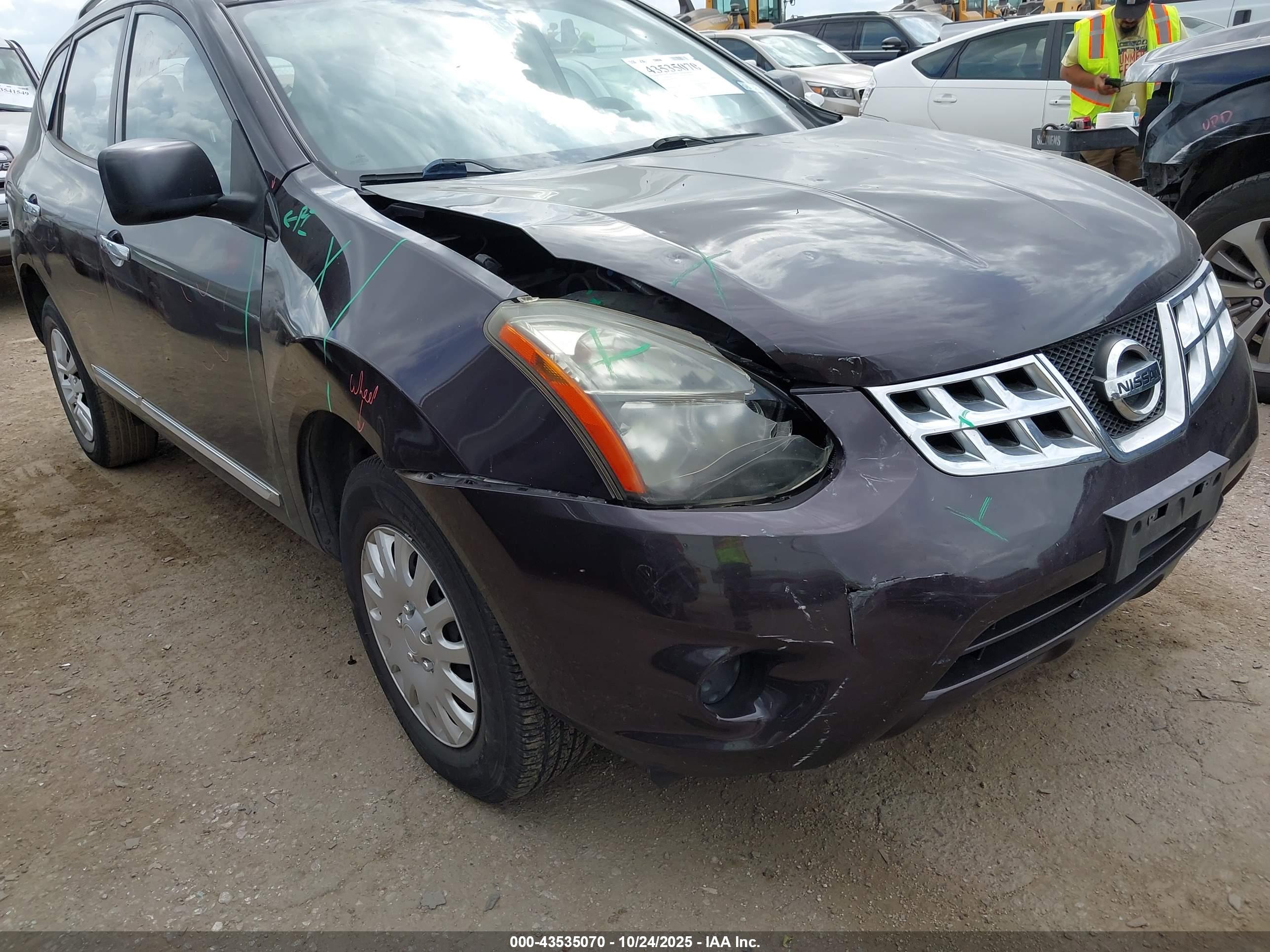 NISSAN ROGUE image 6
