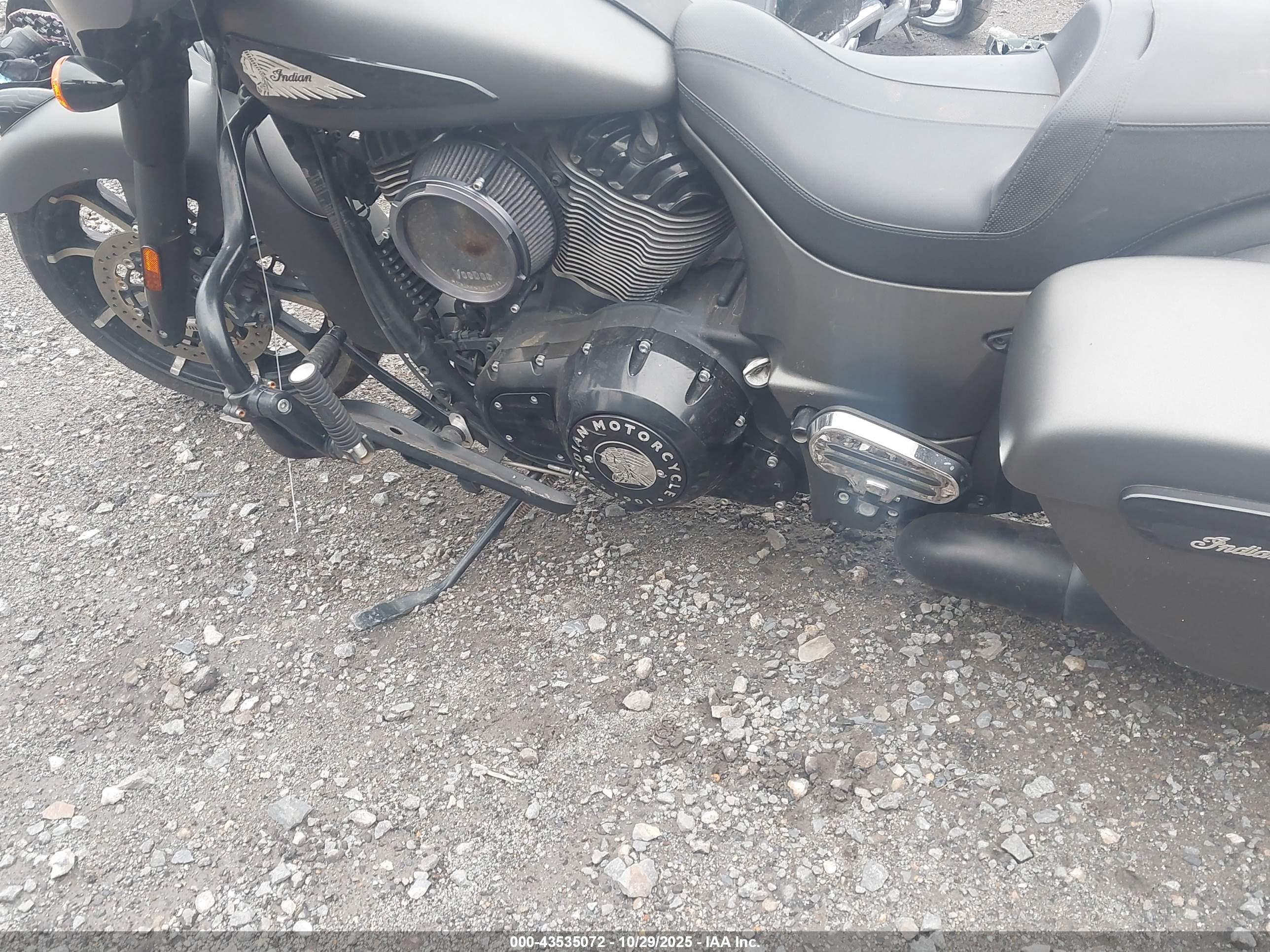 INDIAN MOTORCYCLE image 9