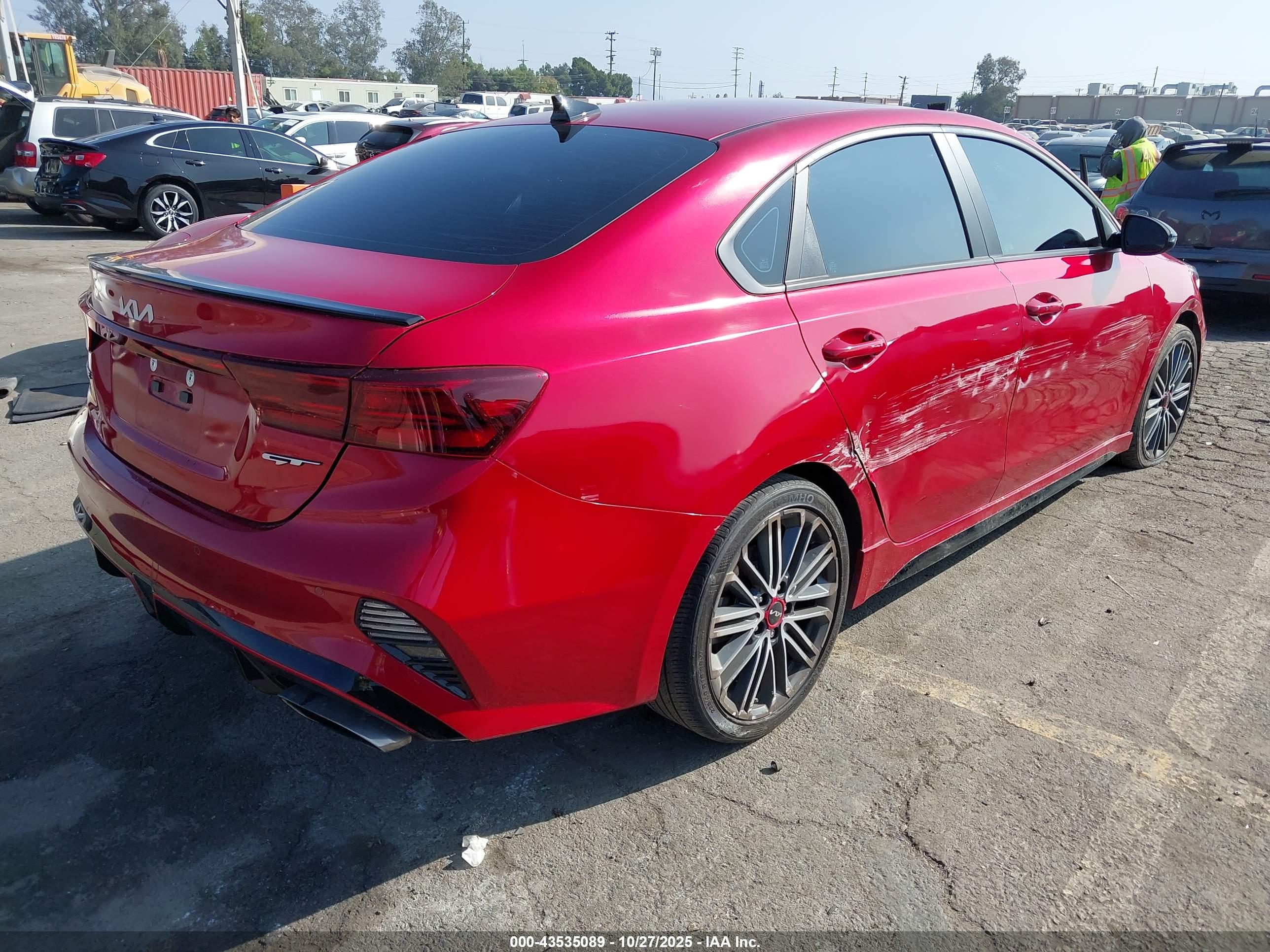 KIA FORTE image 4