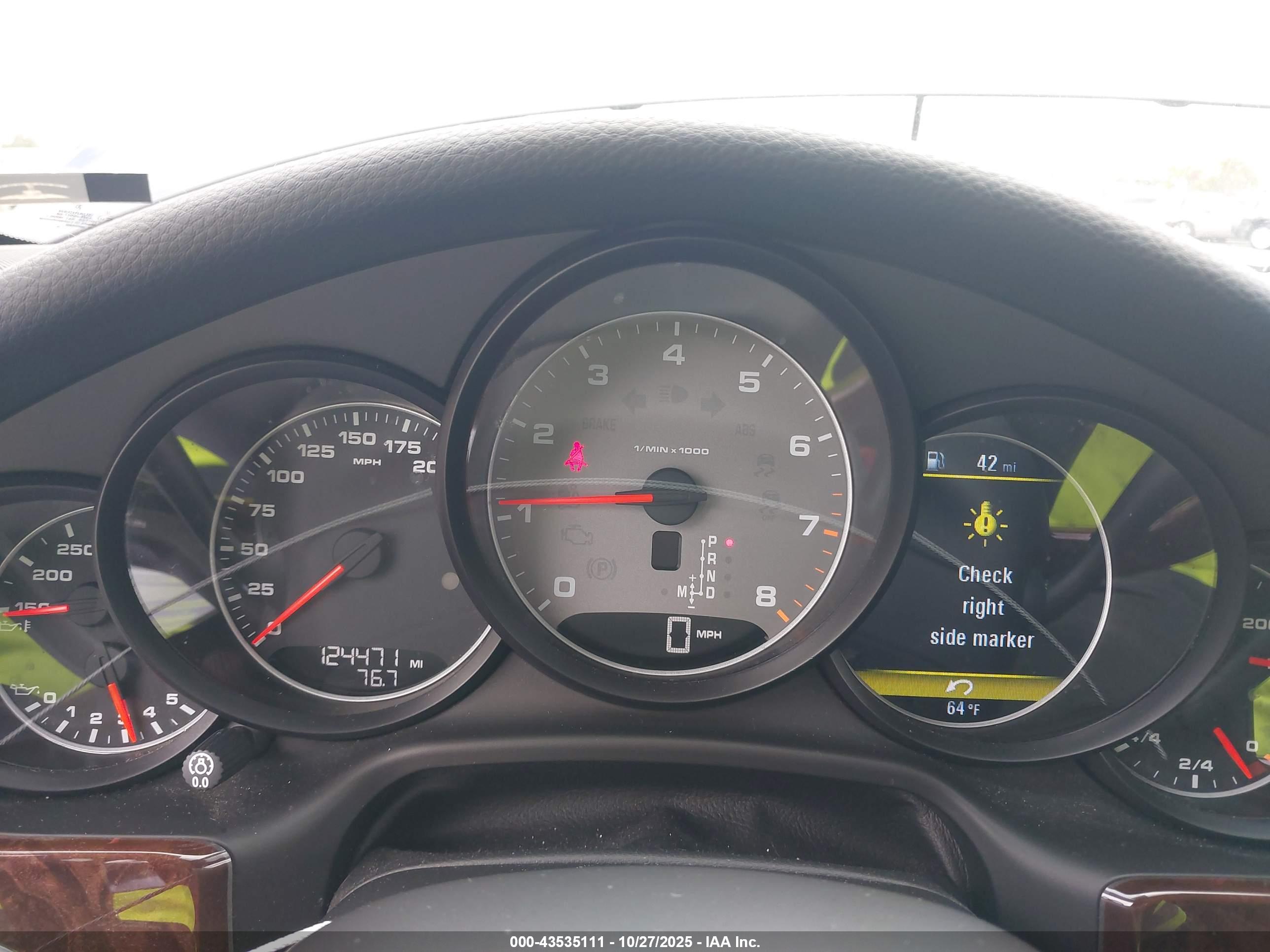 PORSCHE PANAMERA image 7