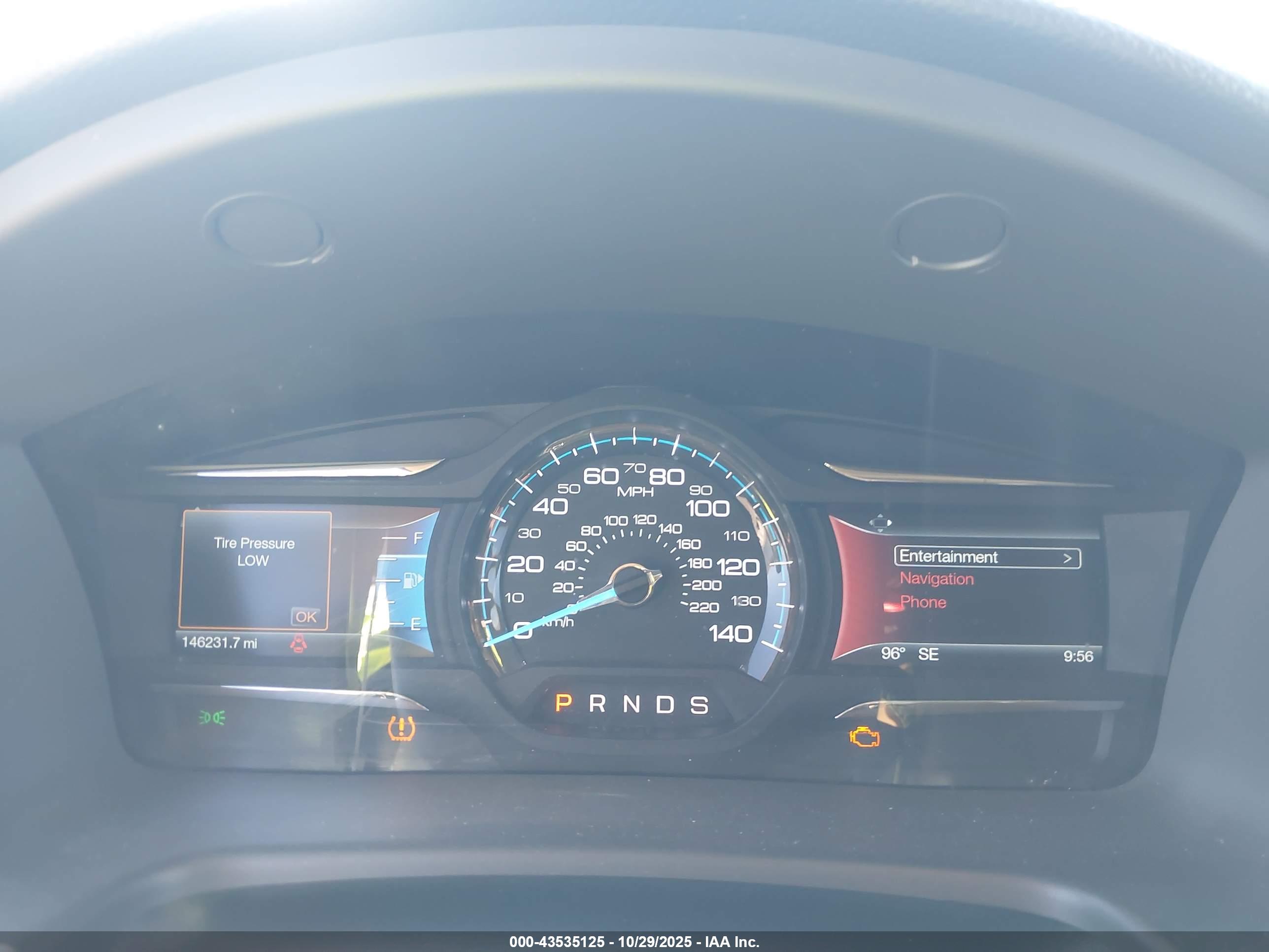 FORD FLEX image 7
