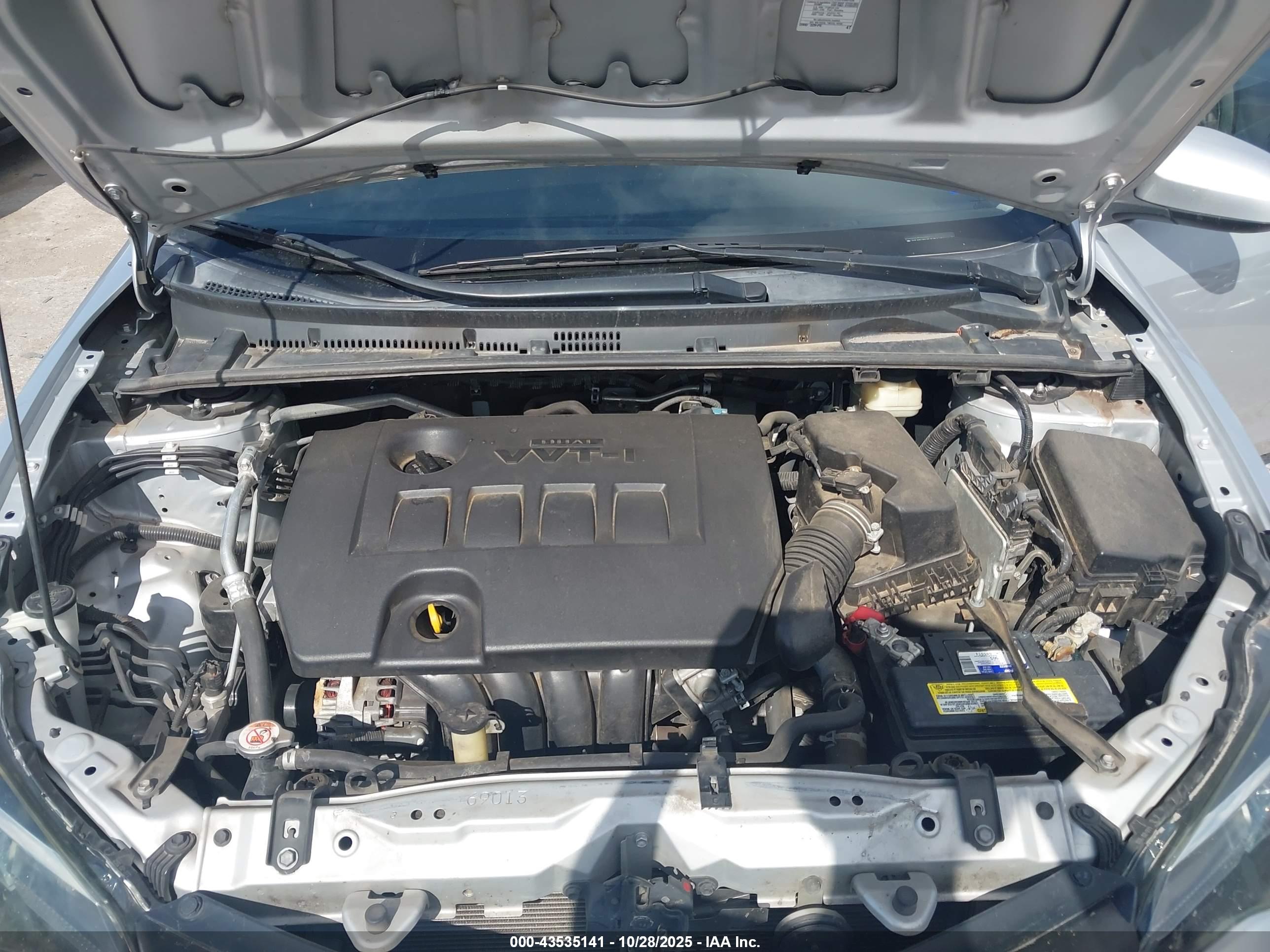TOYOTA COROLLA image 10