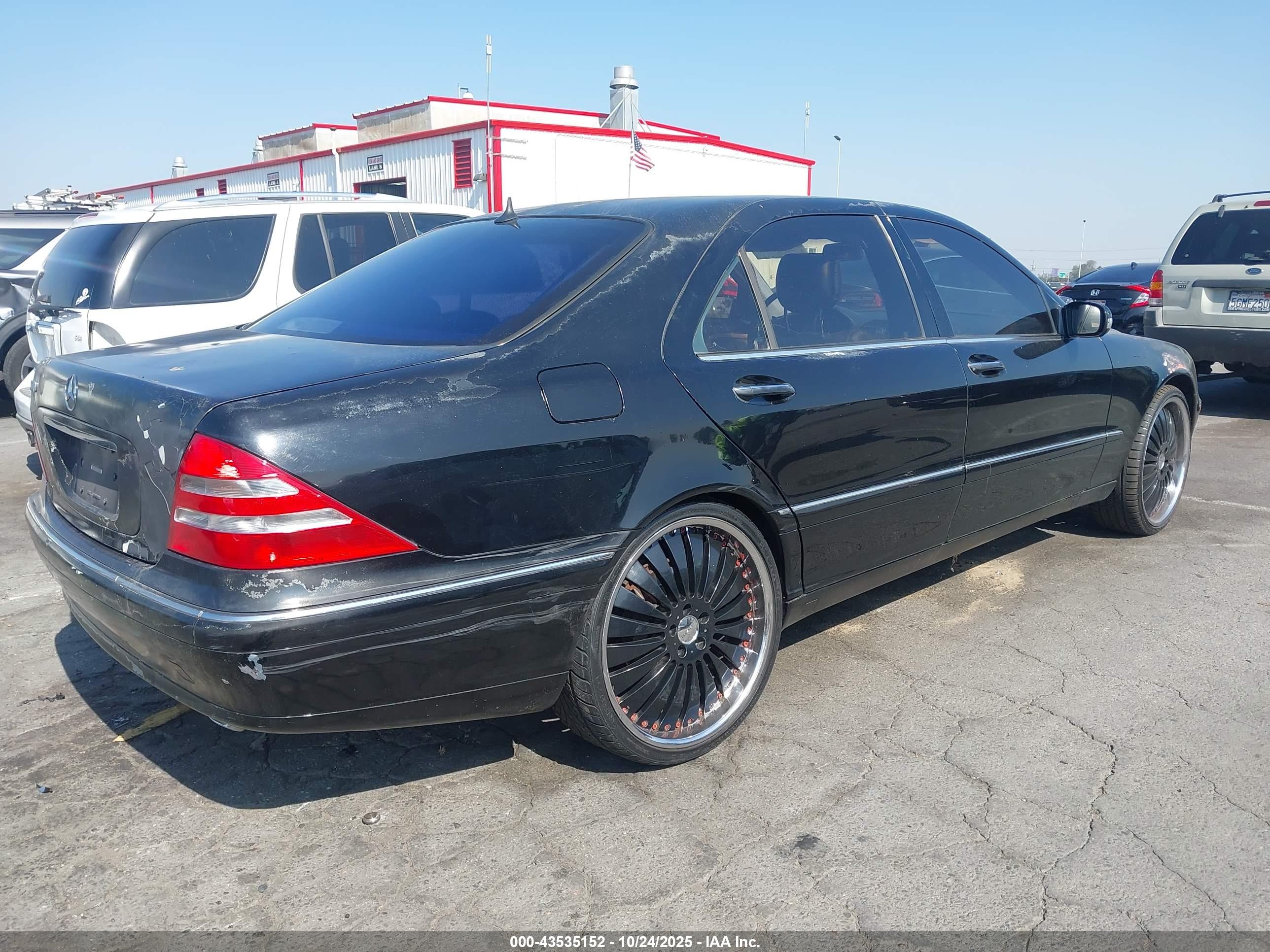 MERCEDES-BENZ S image 4