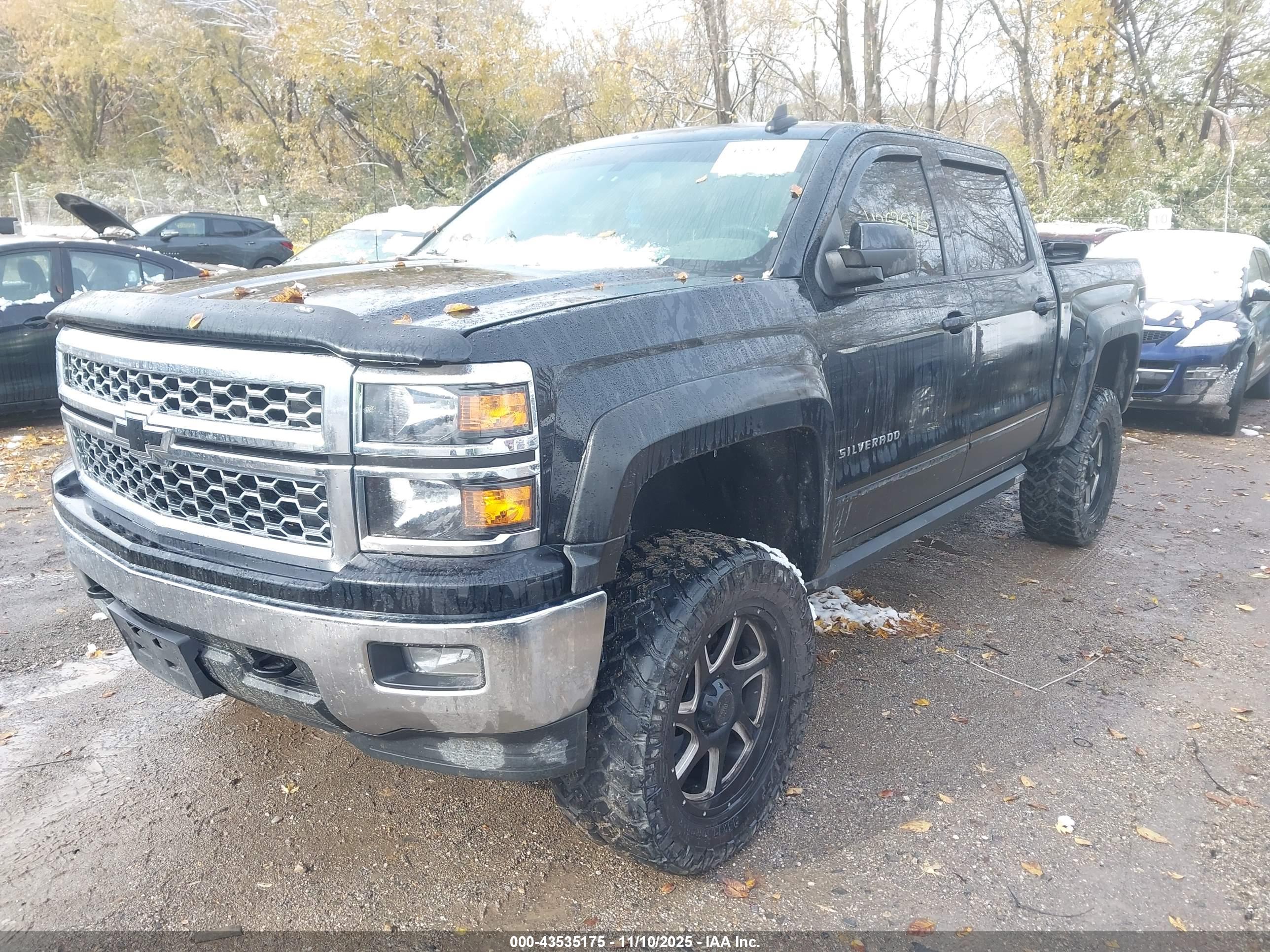 CHEVROLET SILVERADO image 2