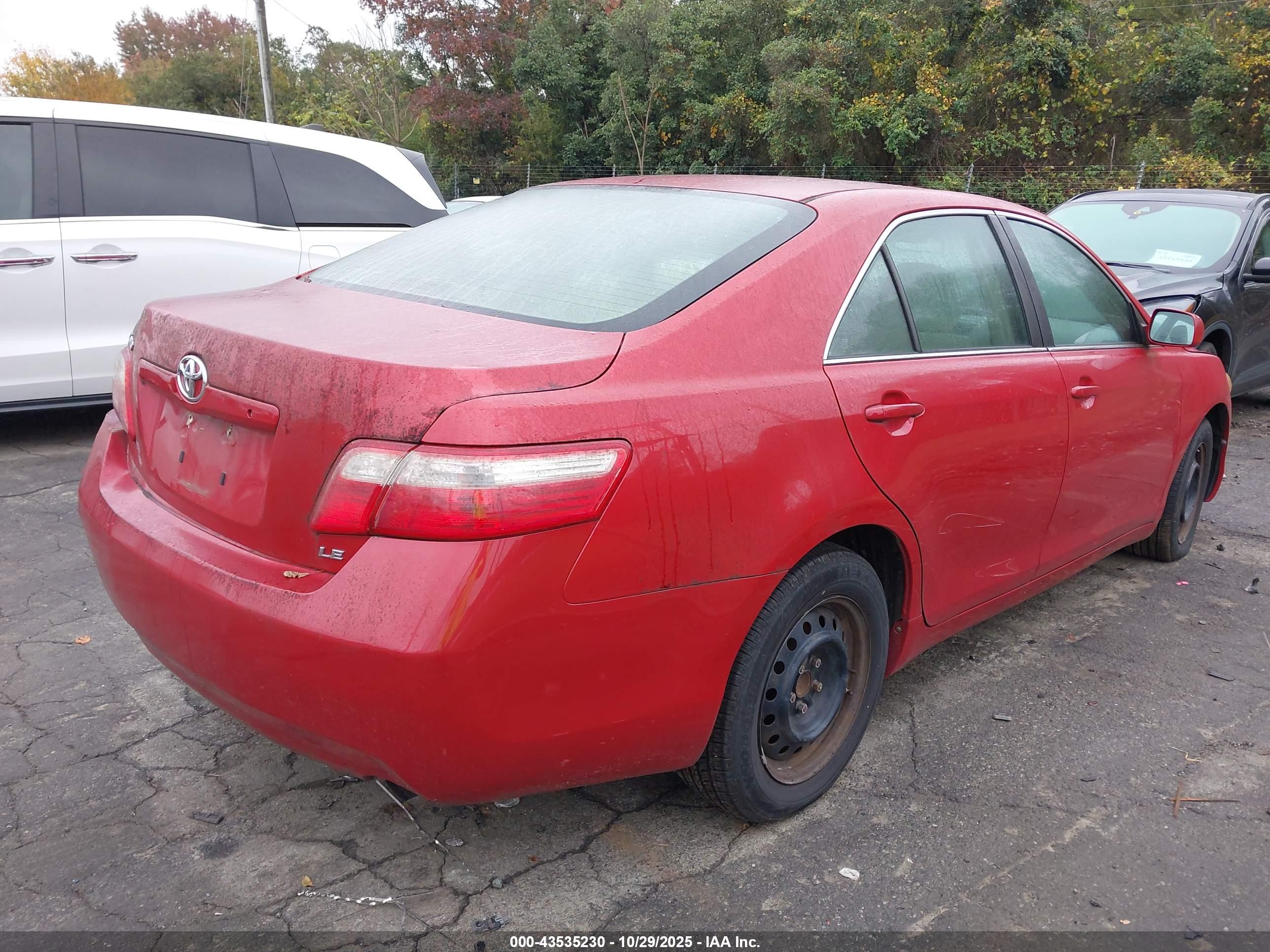TOYOTA CAMRY image 4