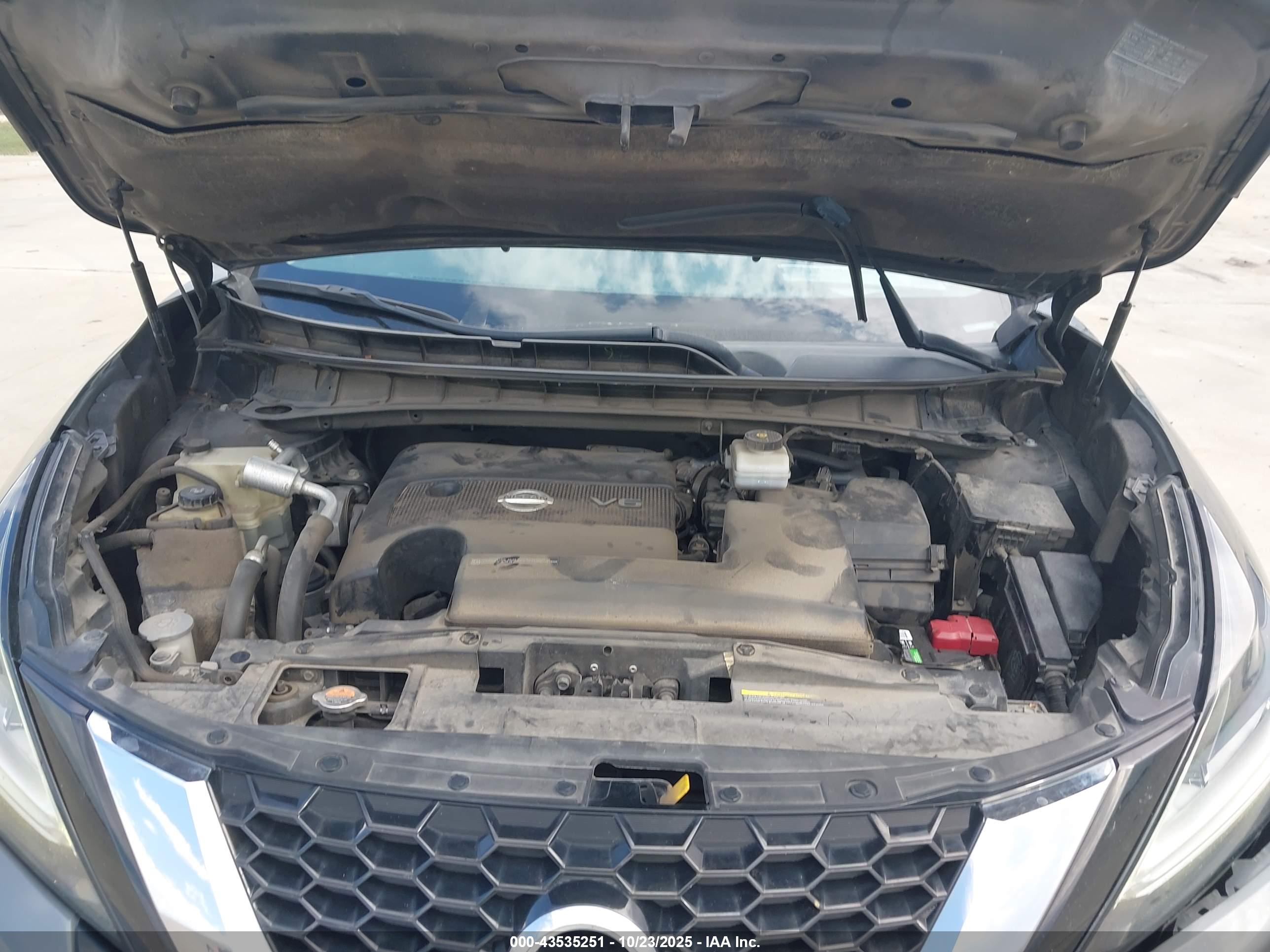 NISSAN MURANO image 10