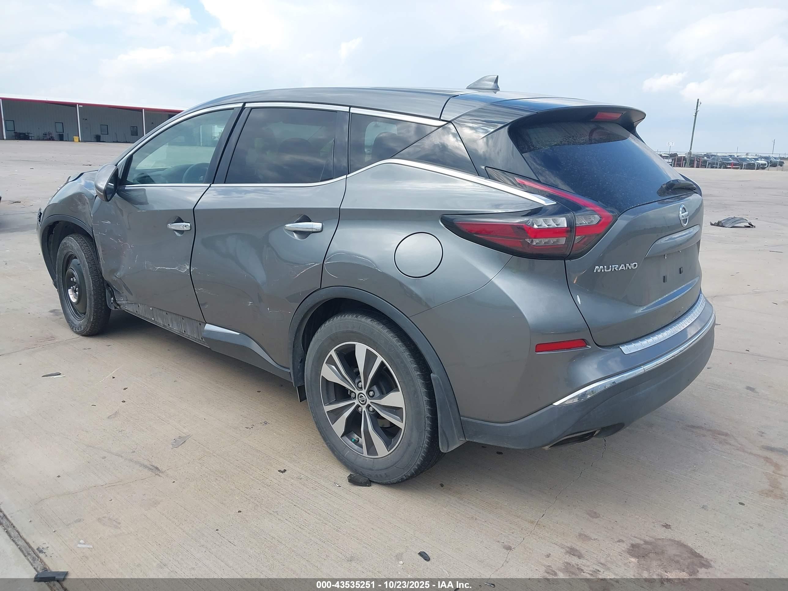 NISSAN MURANO image 3