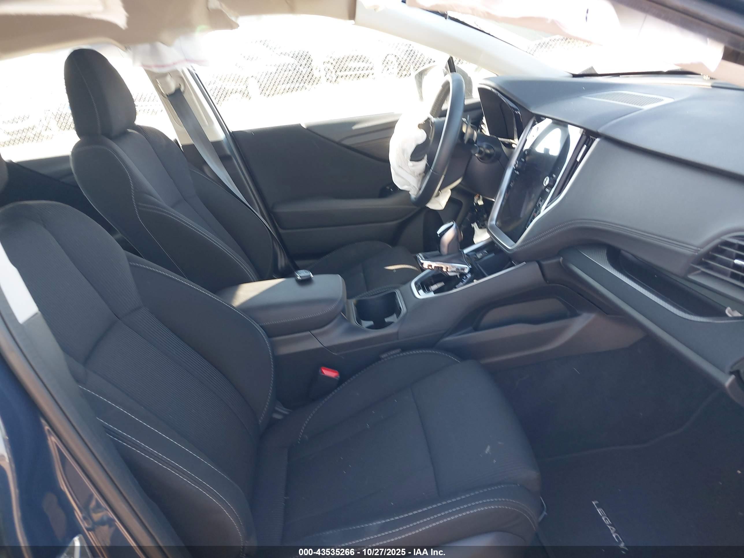 SUBARU LEGACY image 5