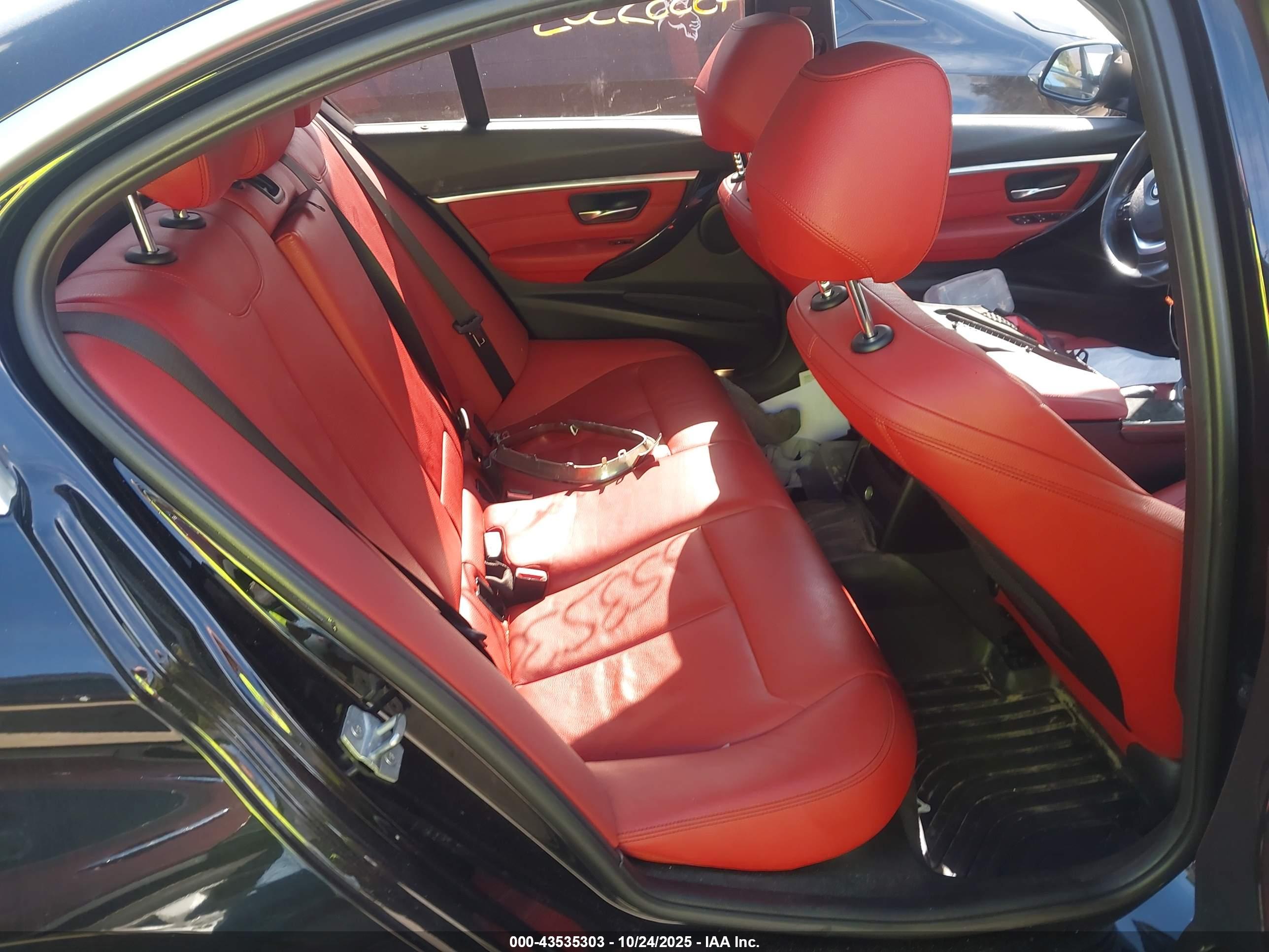 BMW 330I image 8