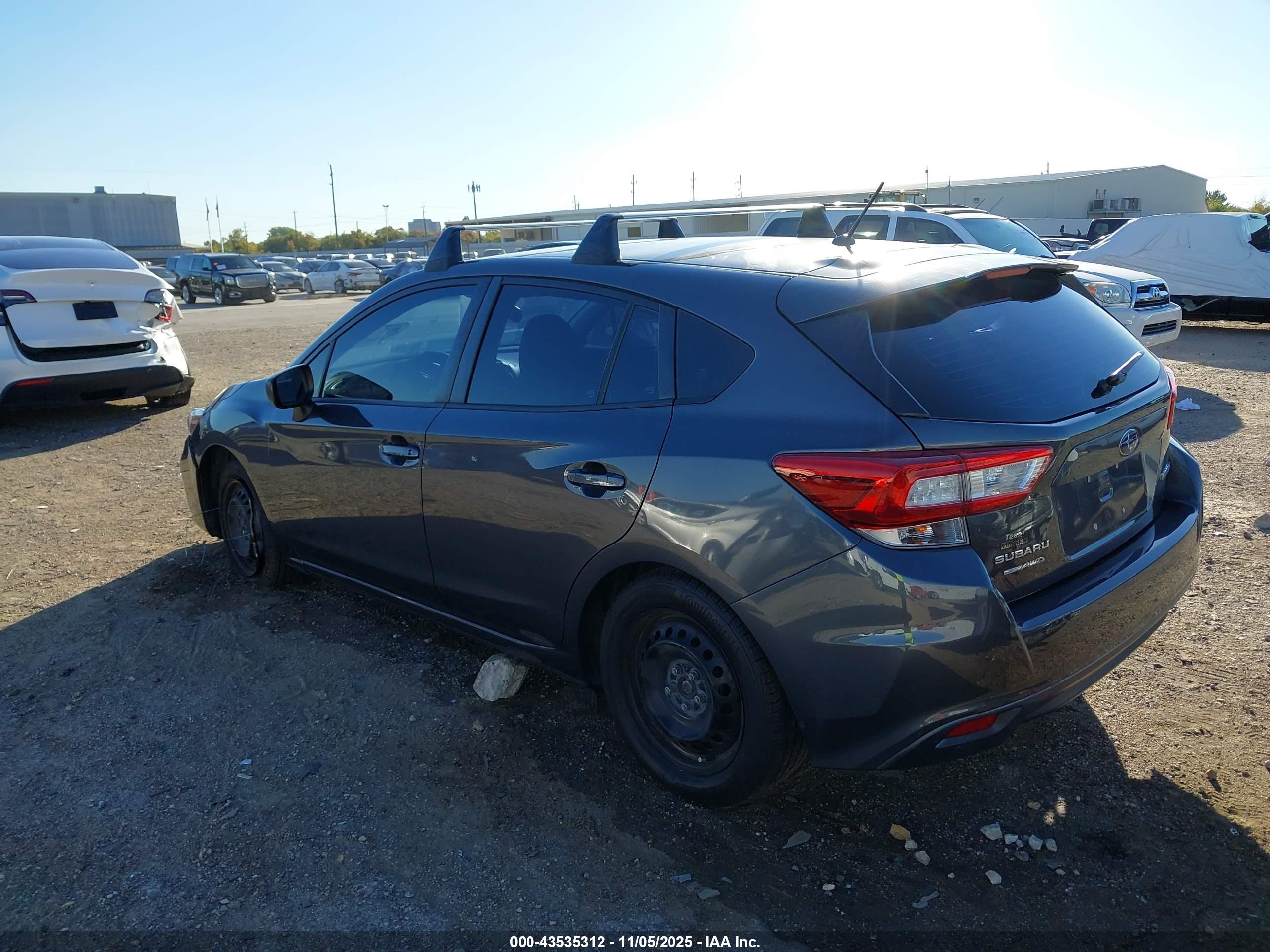 SUBARU IMPREZA image 3
