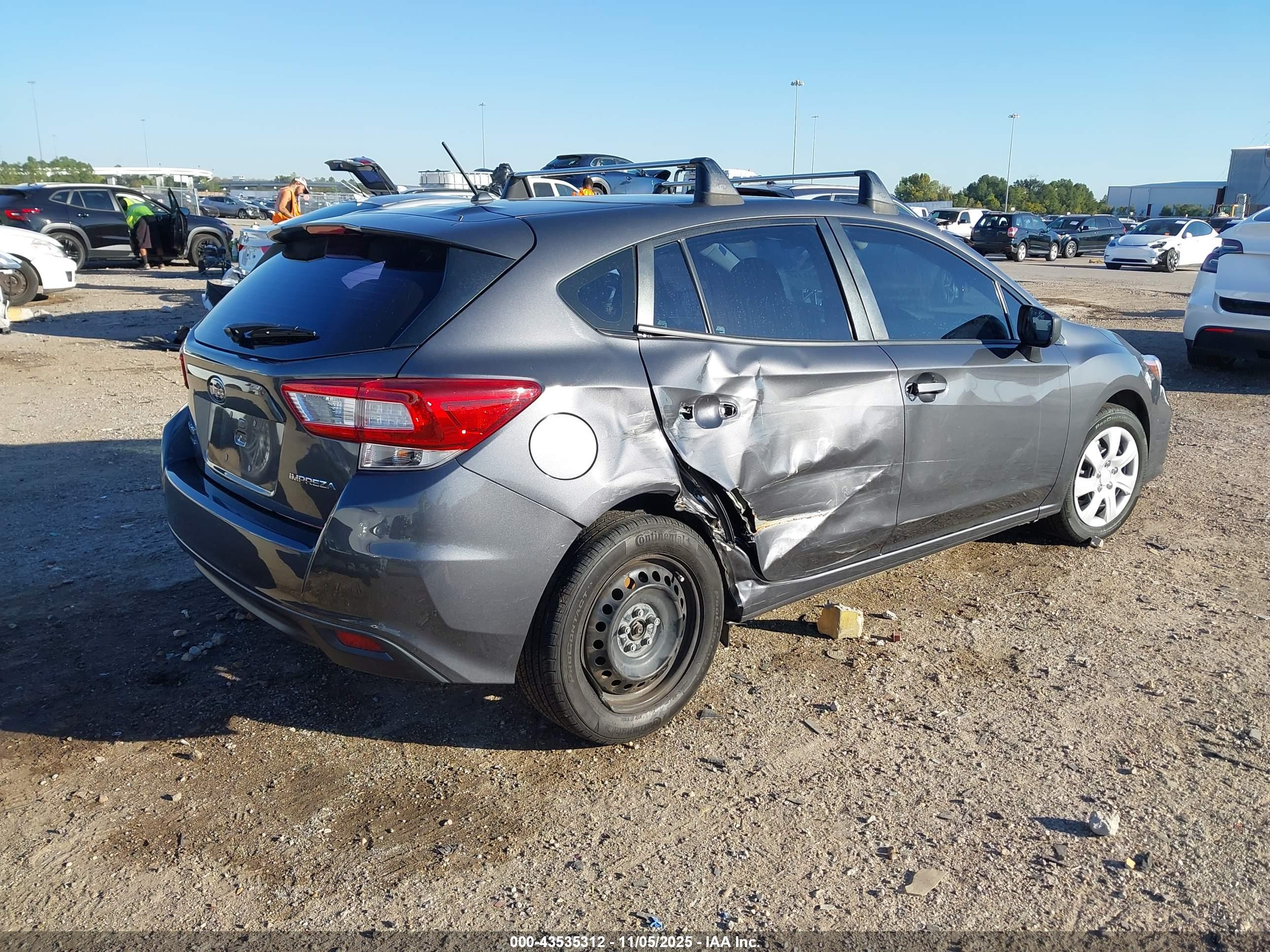 SUBARU IMPREZA image 4