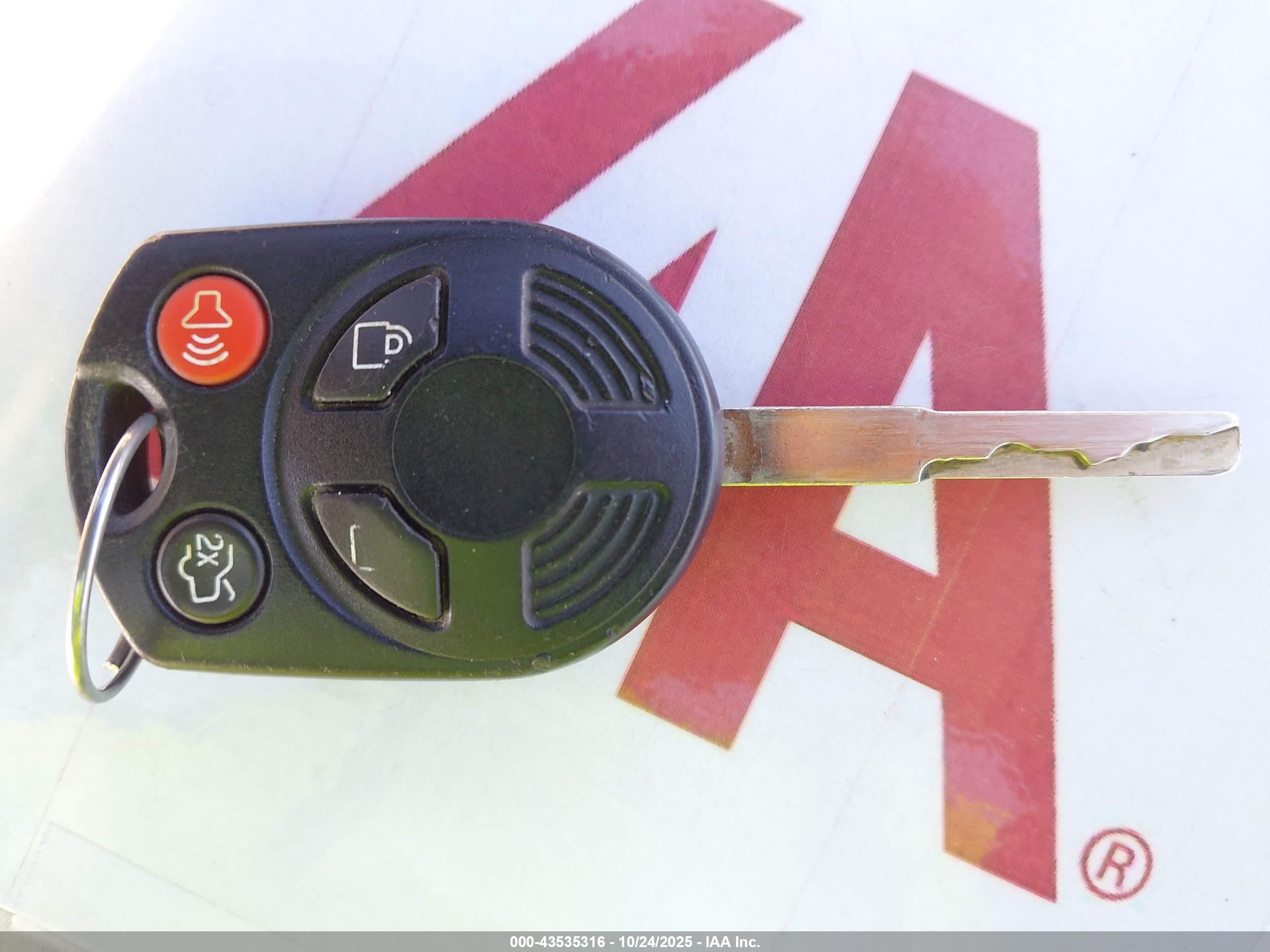 FORD FOCUS image 11