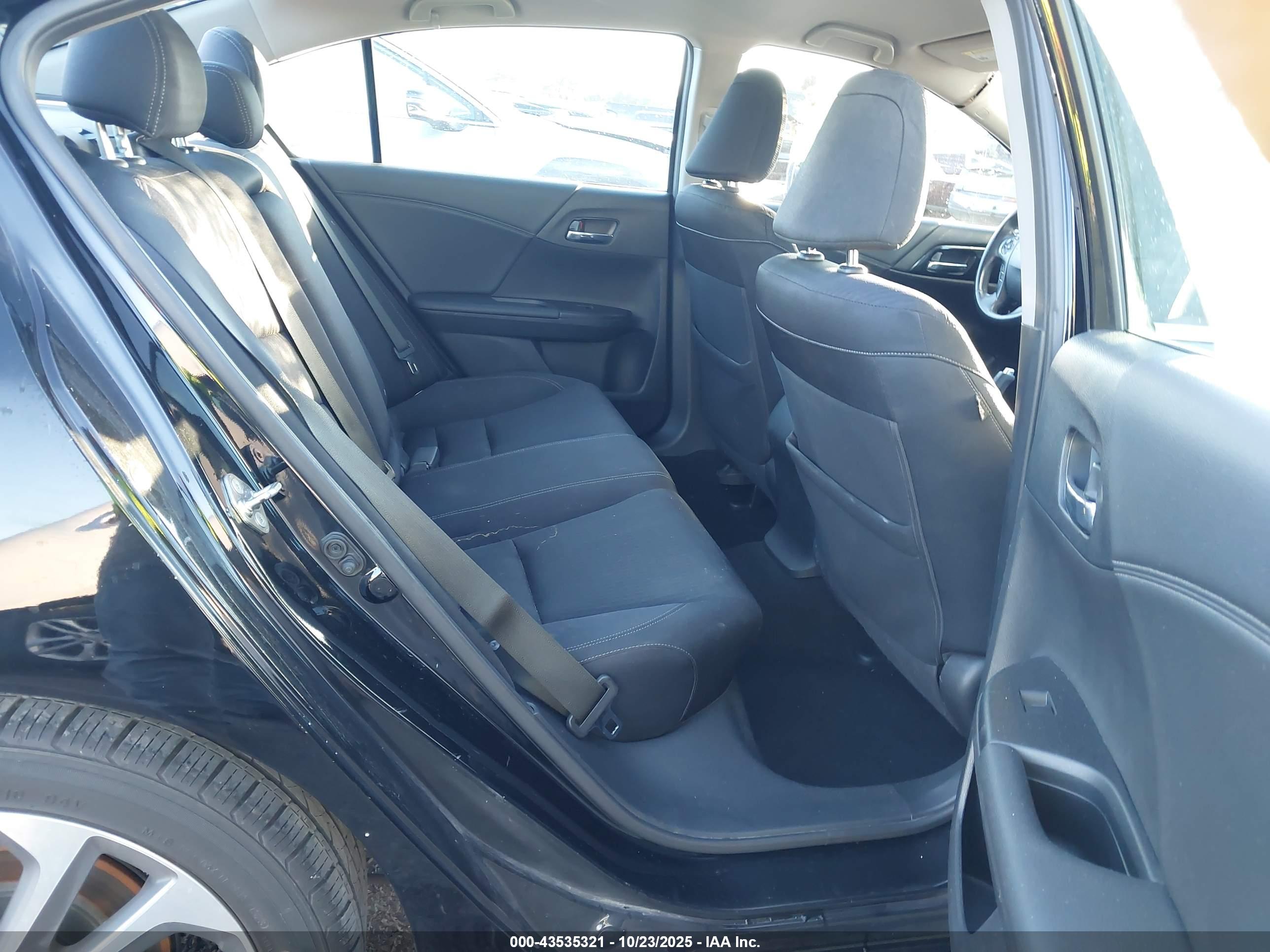HONDA ACCORD image 8