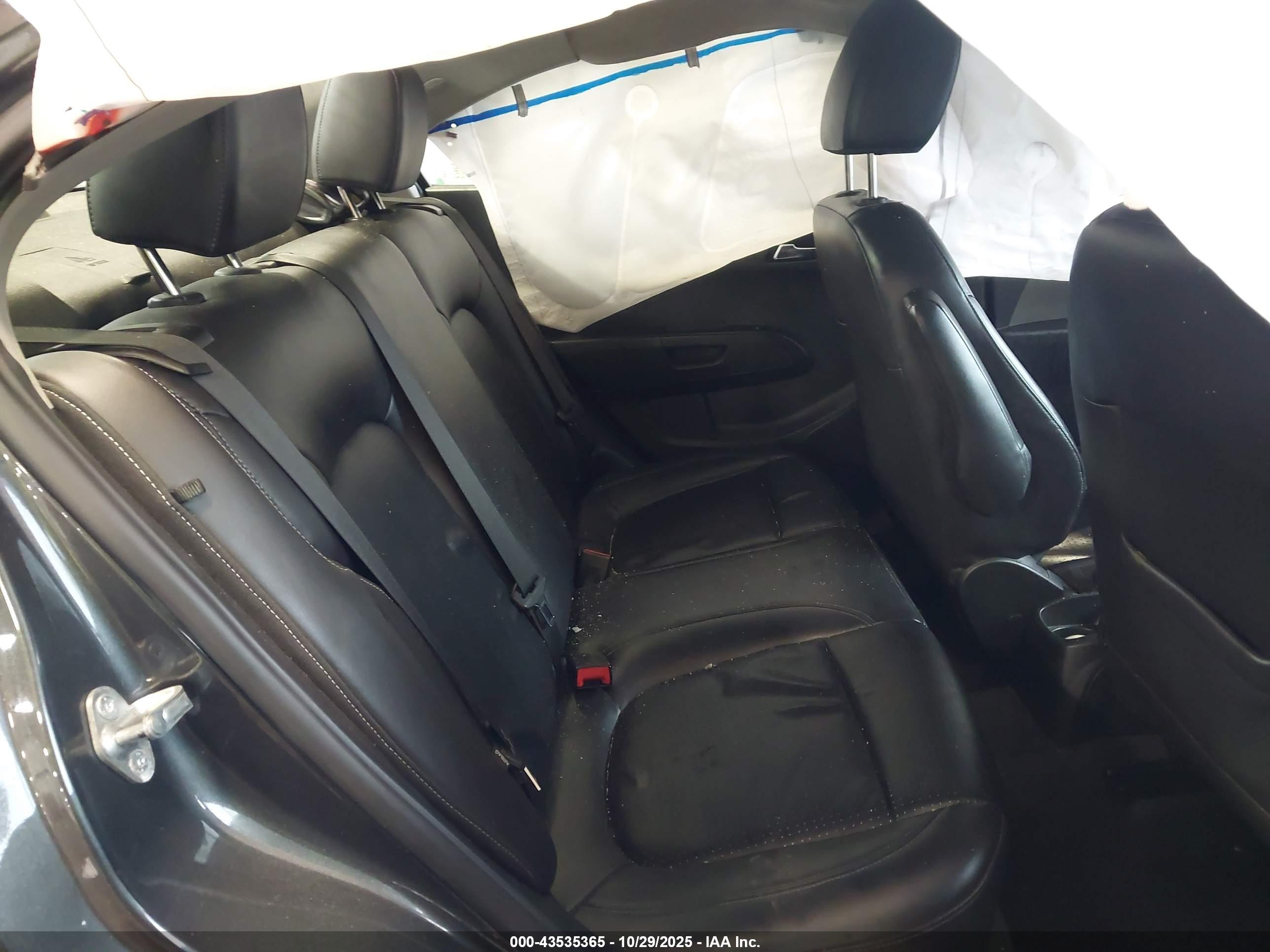 CHEVROLET SONIC image 8