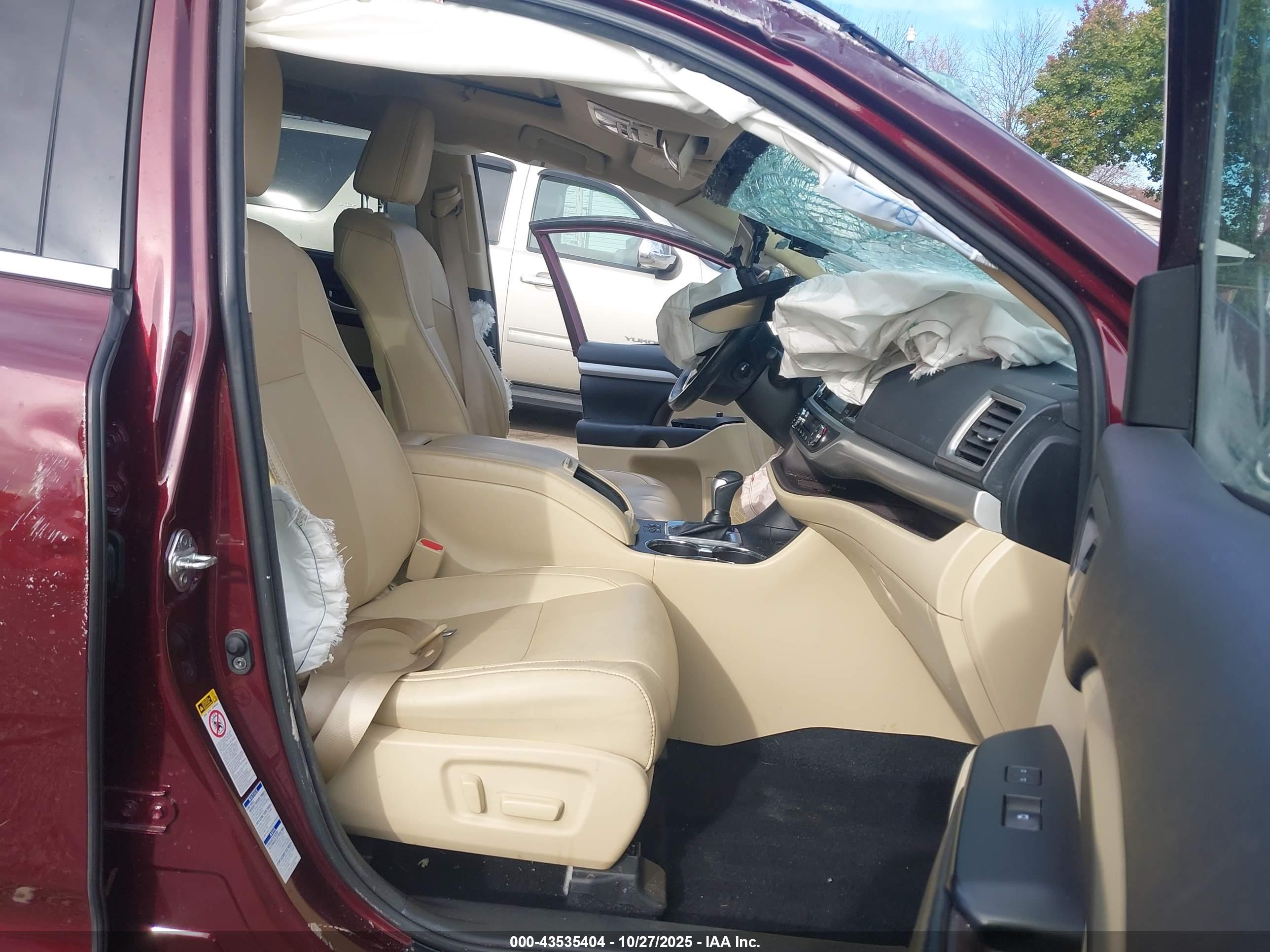 TOYOTA HIGHLANDER image 5
