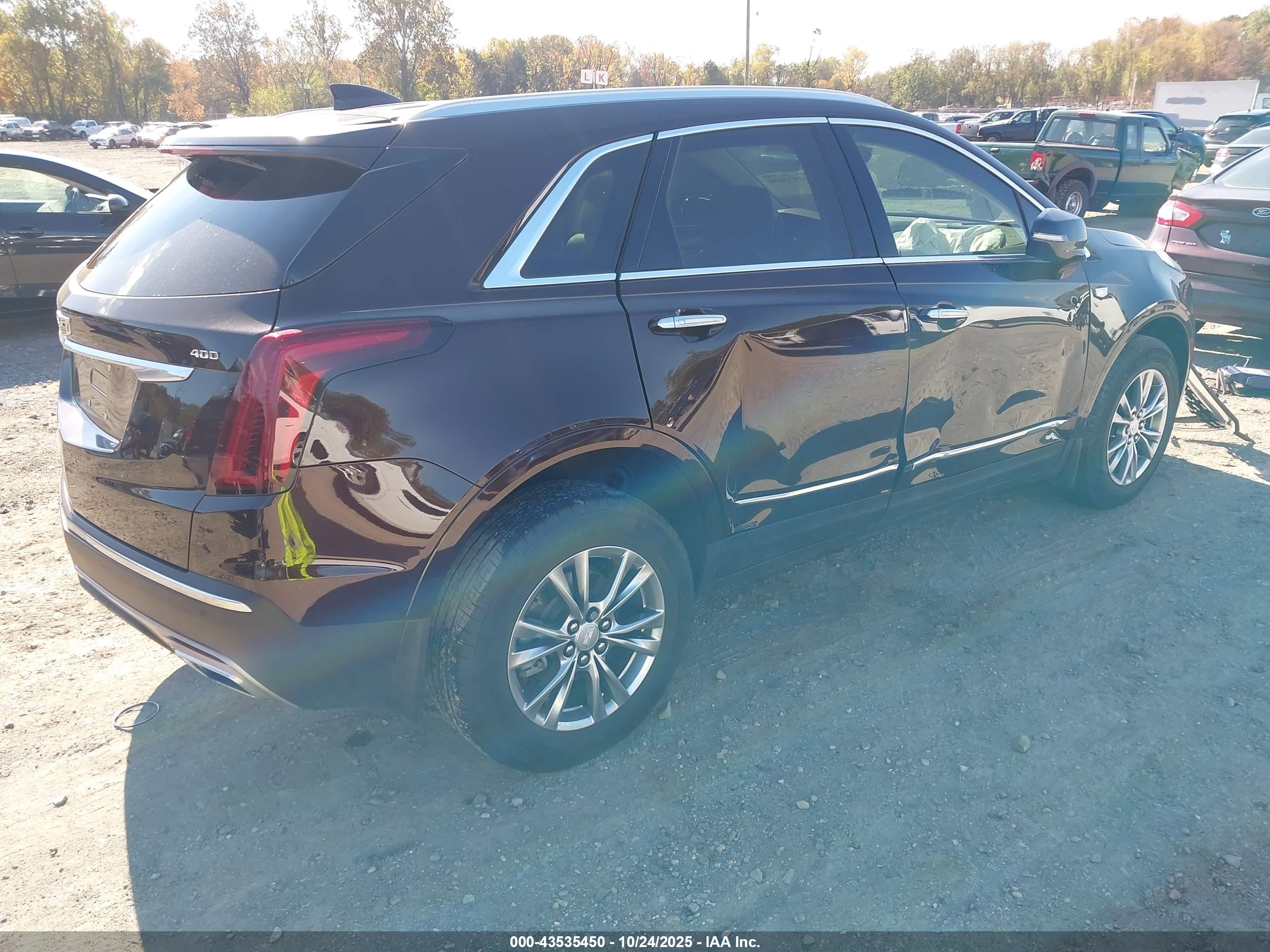 CADILLAC XT5 image 4