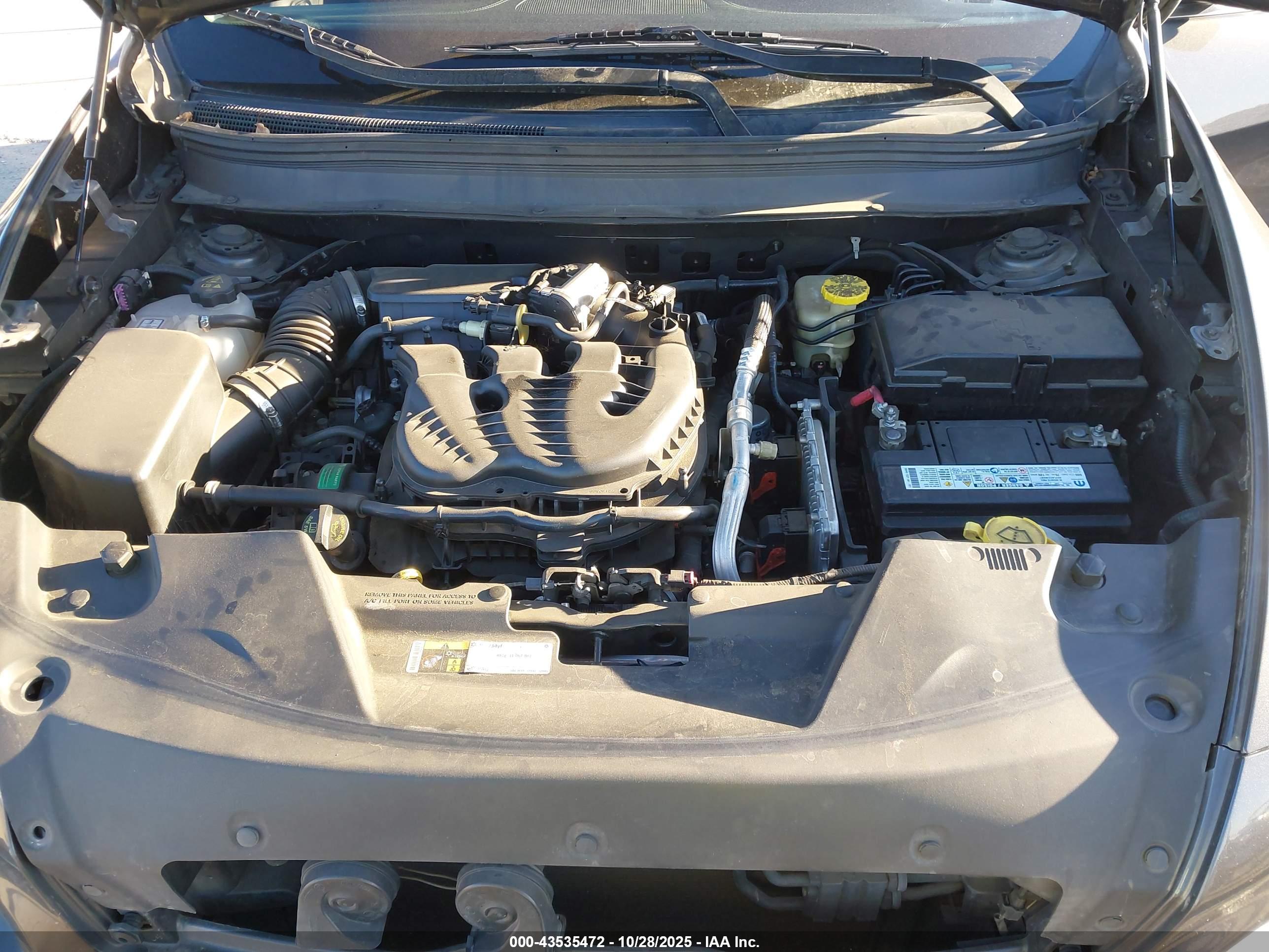 JEEP CHEROKEE image 10