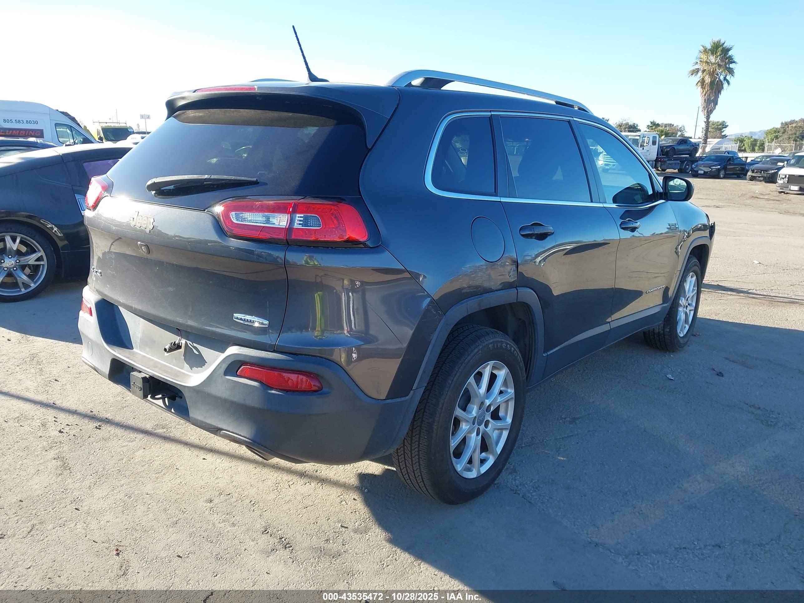 JEEP CHEROKEE image 4