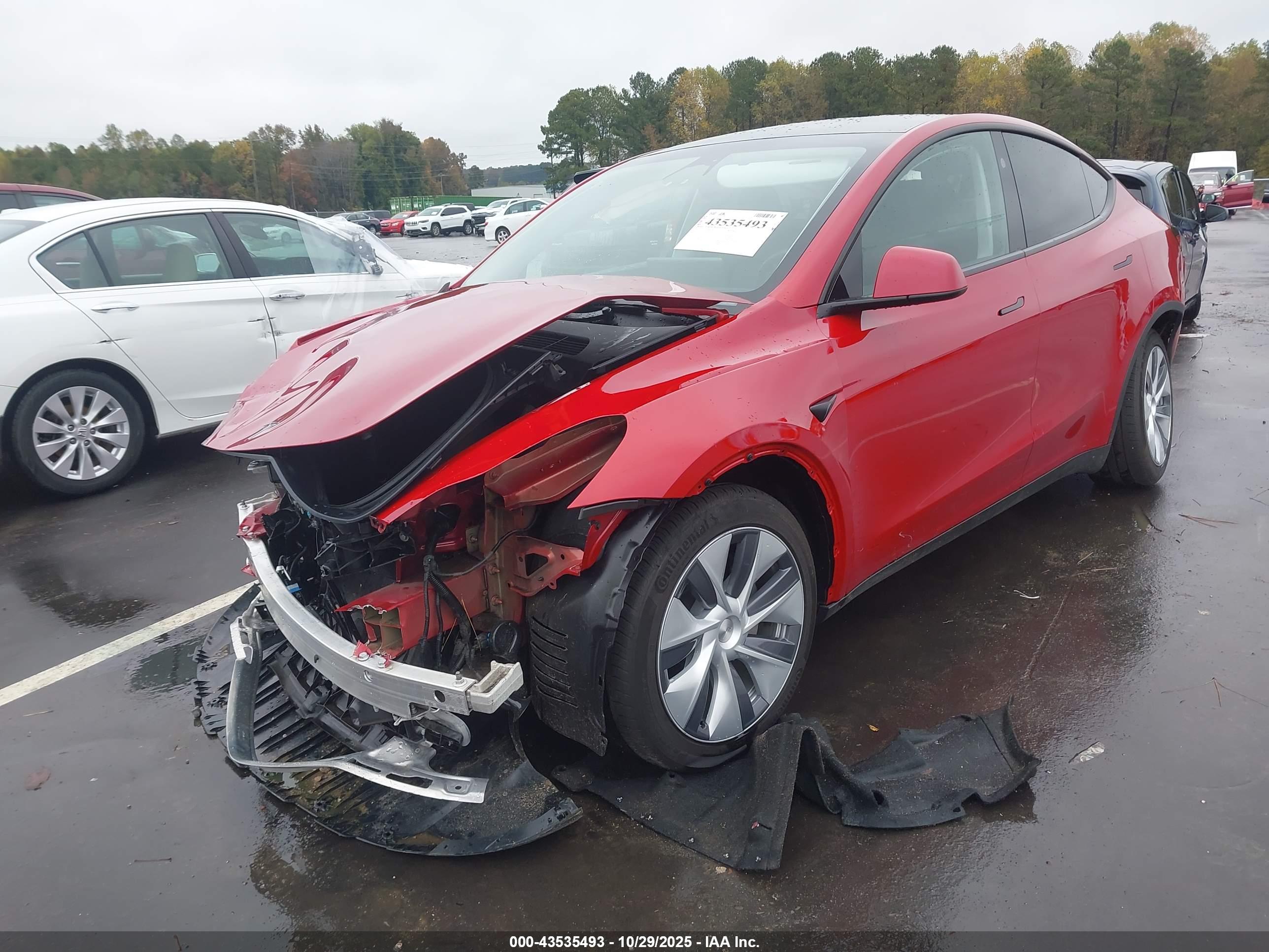 TESLA MODEL image 2