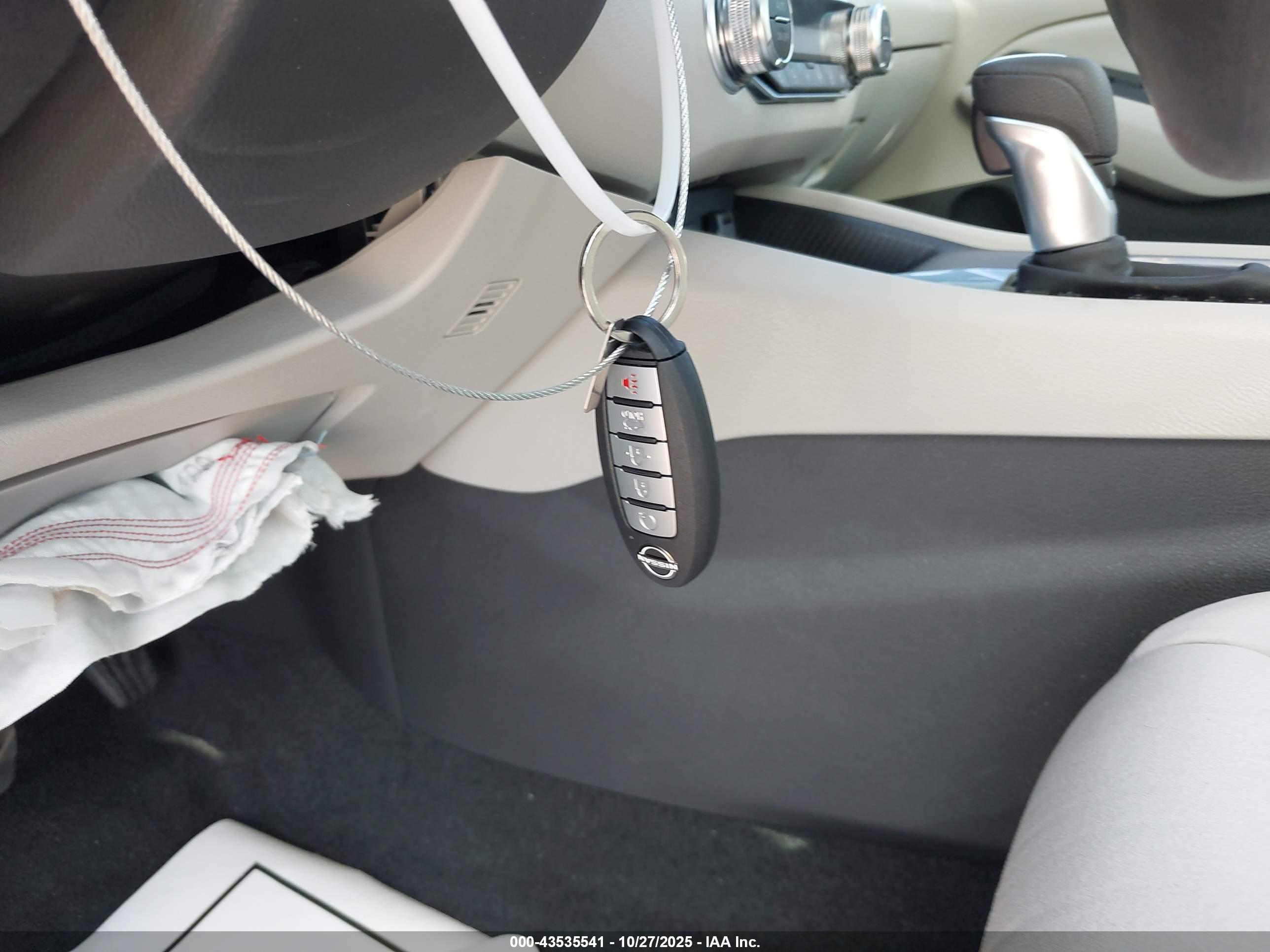 NISSAN ALTIMA image 11