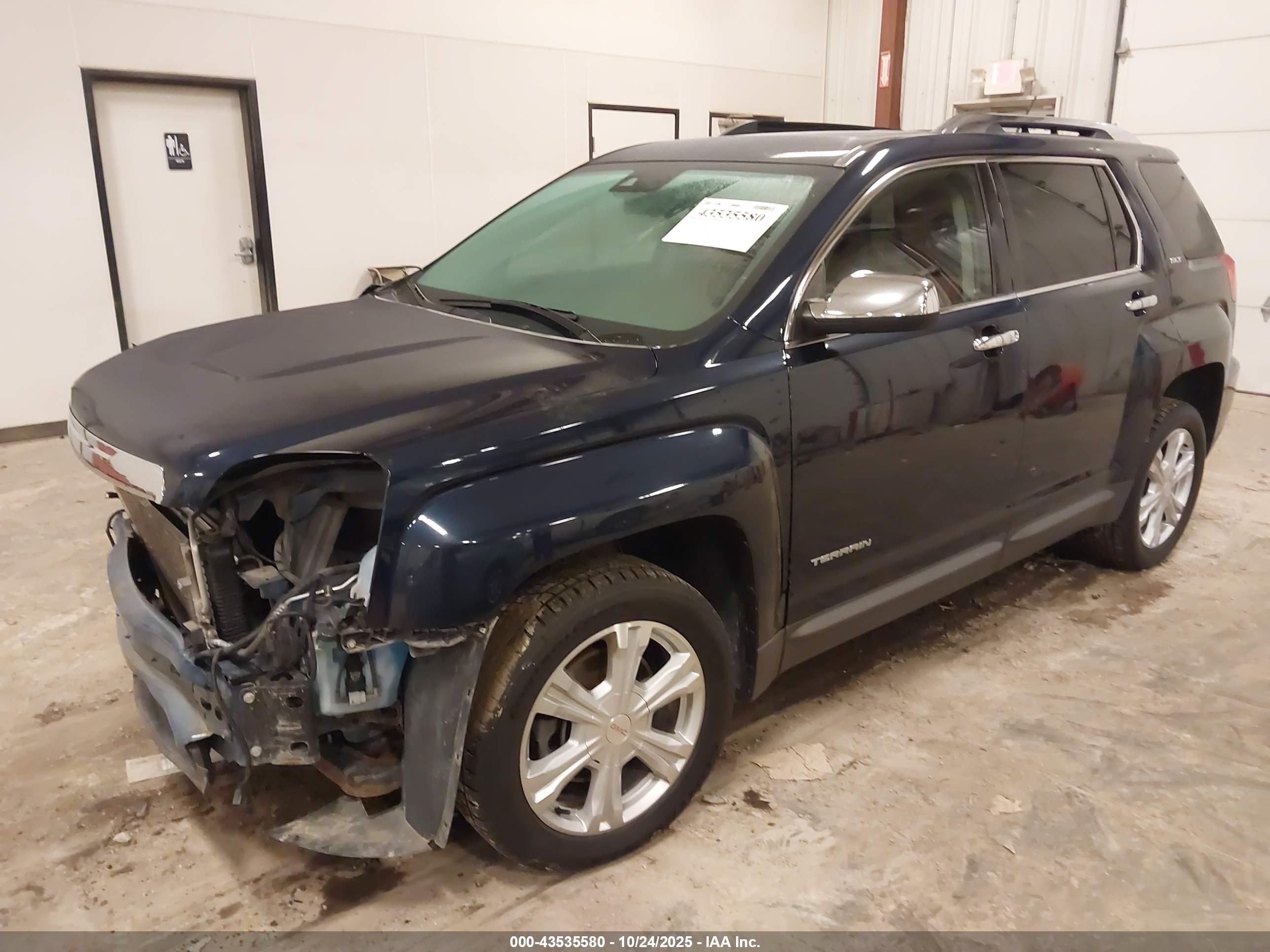GMC TERRAIN image 2