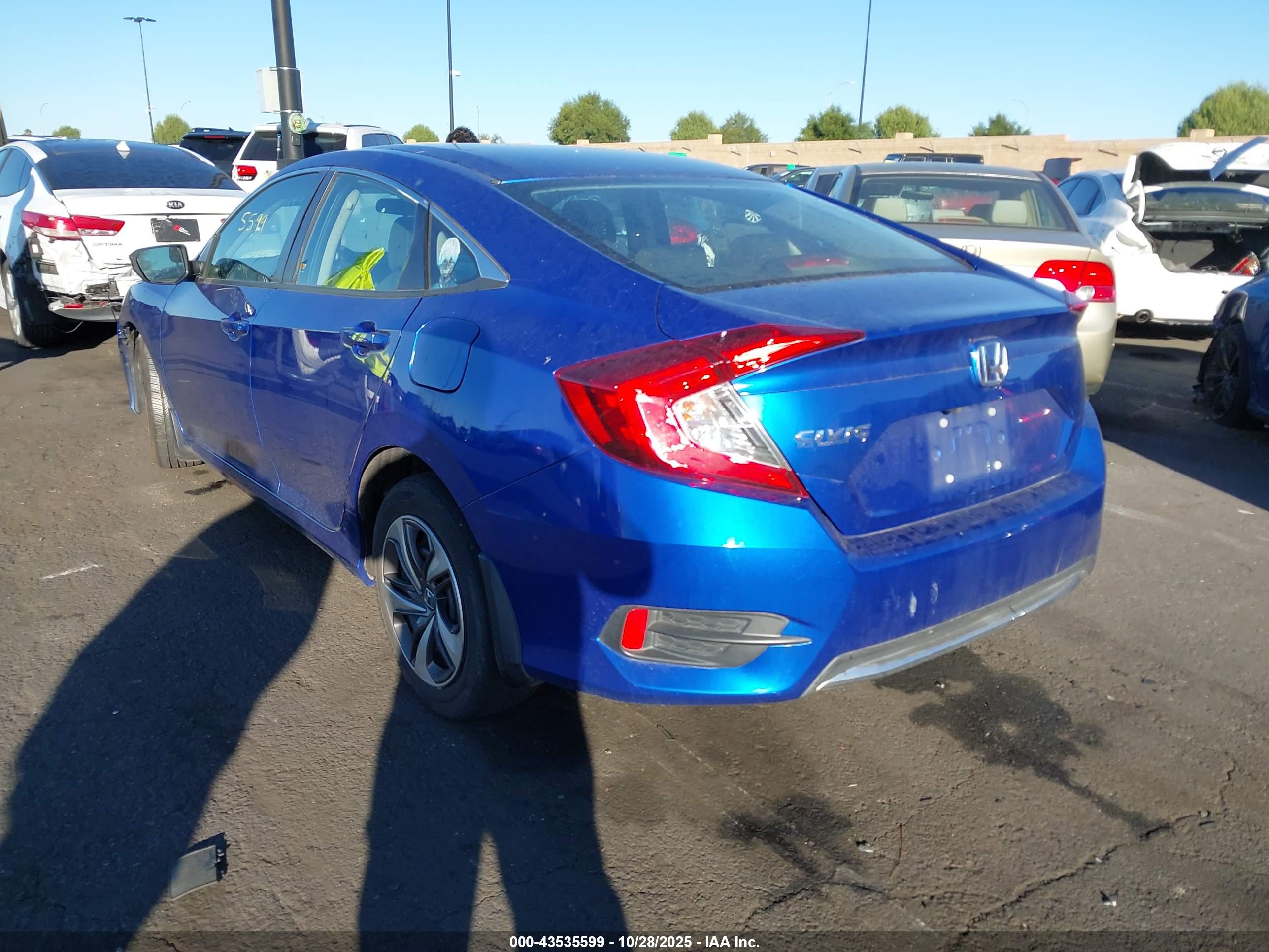 HONDA CIVIC image 3