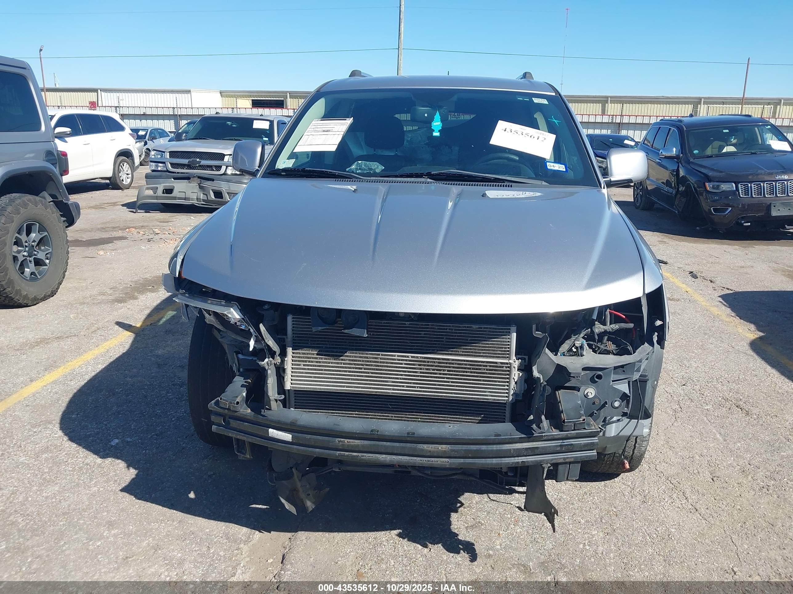 DODGE JOURNEY image 6