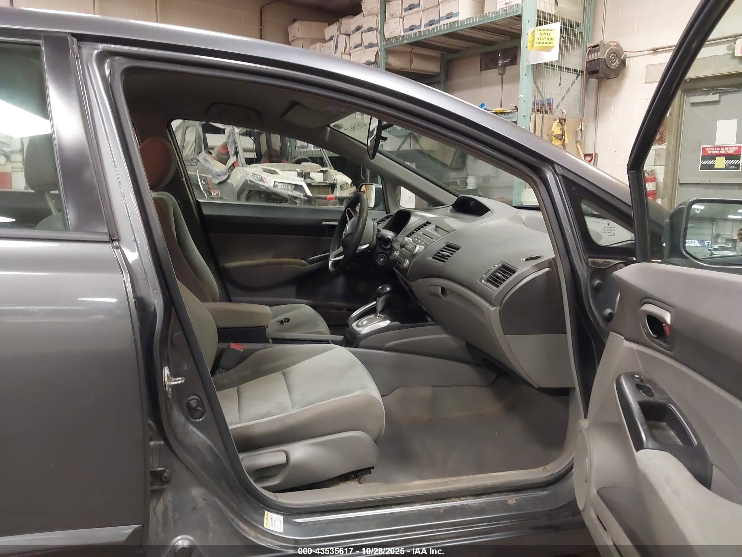 HONDA CIVIC image 5