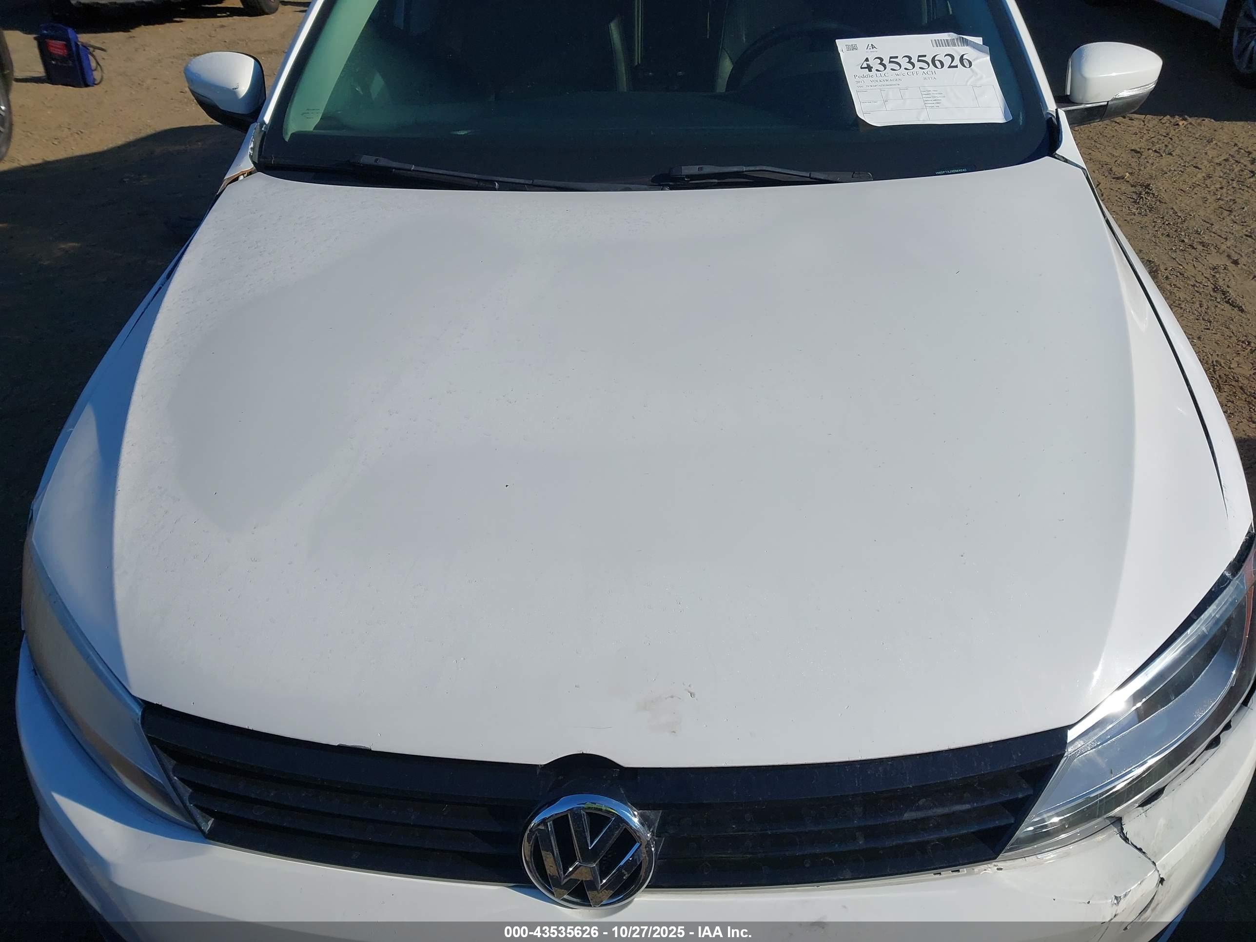 VOLKSWAGEN JETTA image 10